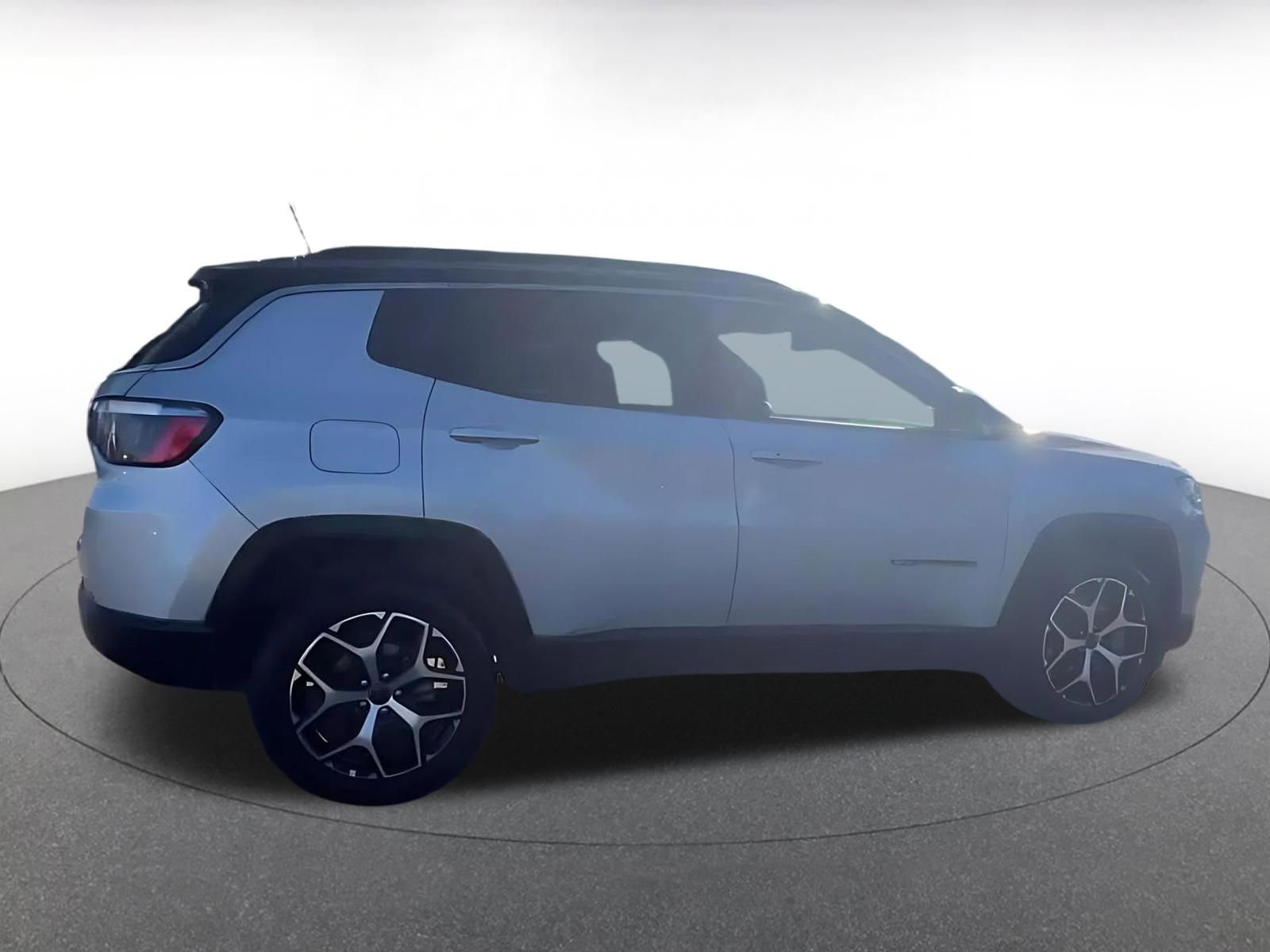 Thumbnail: 2025 Jeep Compass - 15
