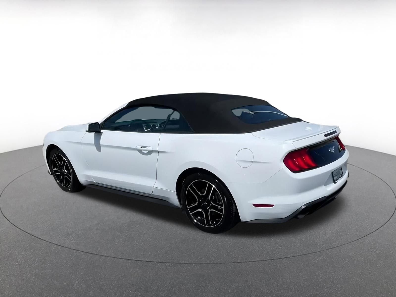 Thumbnail: 2023 Ford Mustang - 8