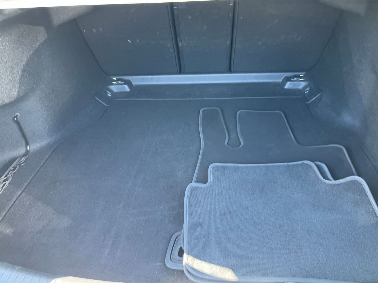 Thumbnail: 2024 Mercedes-Benz C-Class - 31