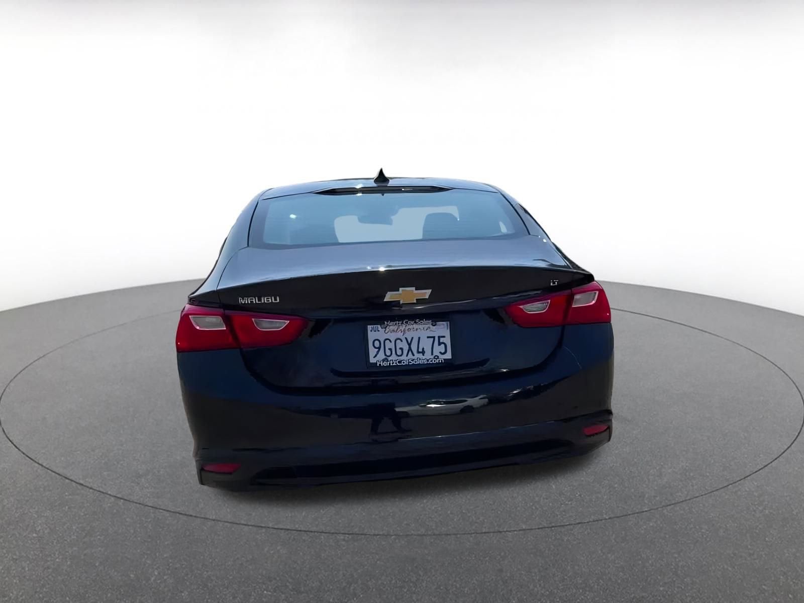 Thumbnail: 2023 Chevrolet Malibu - 10