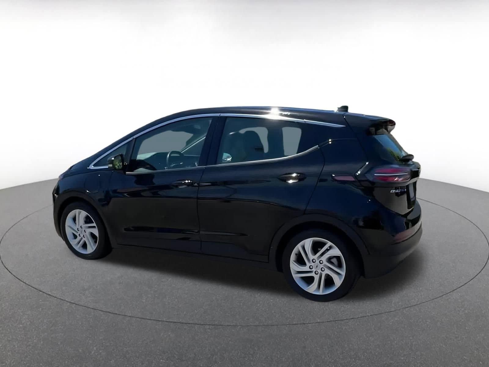Thumbnail: 2023 Chevrolet Bolt EV - 7