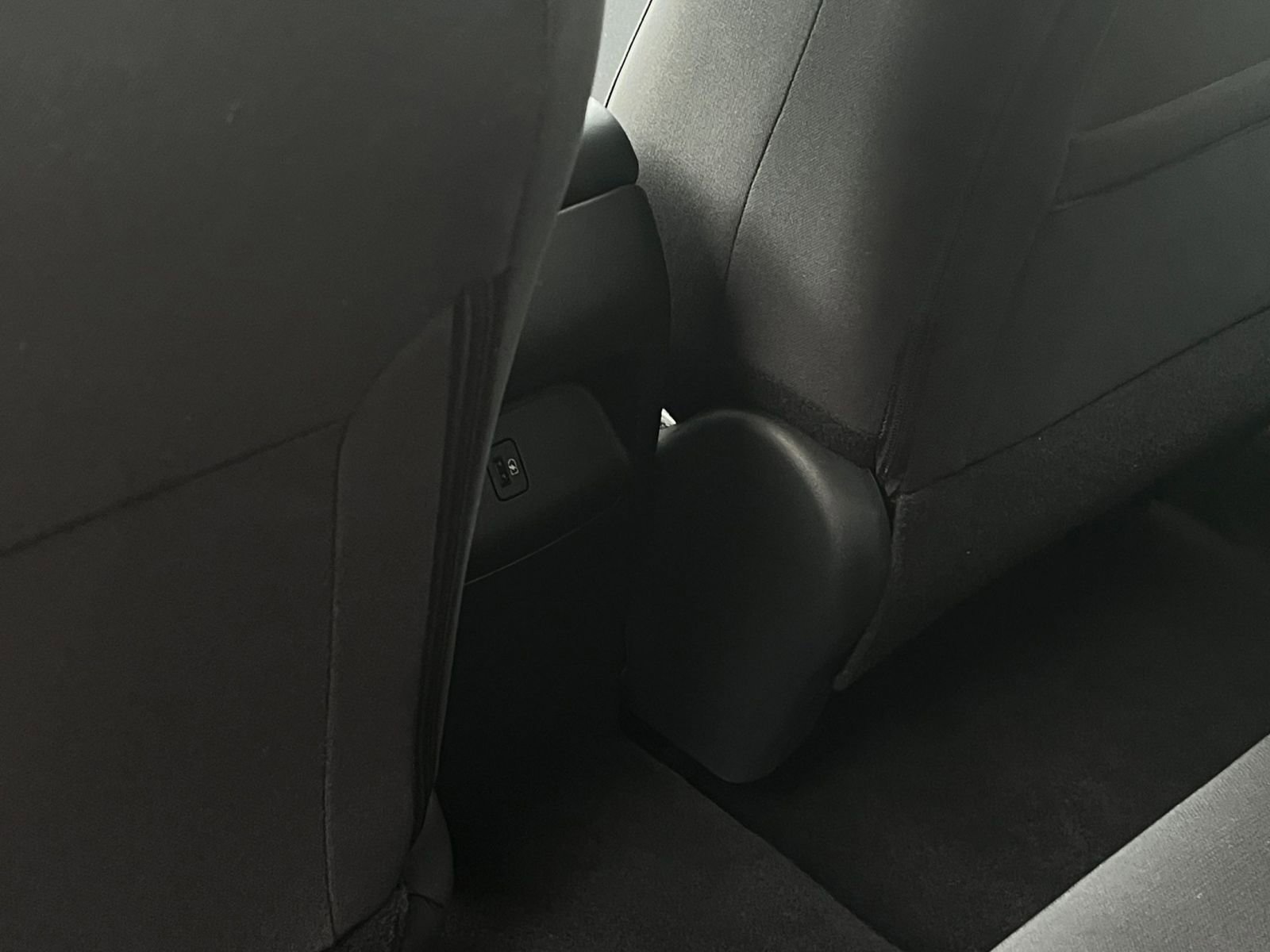 Thumbnail: 2025 Nissan Sentra - 24