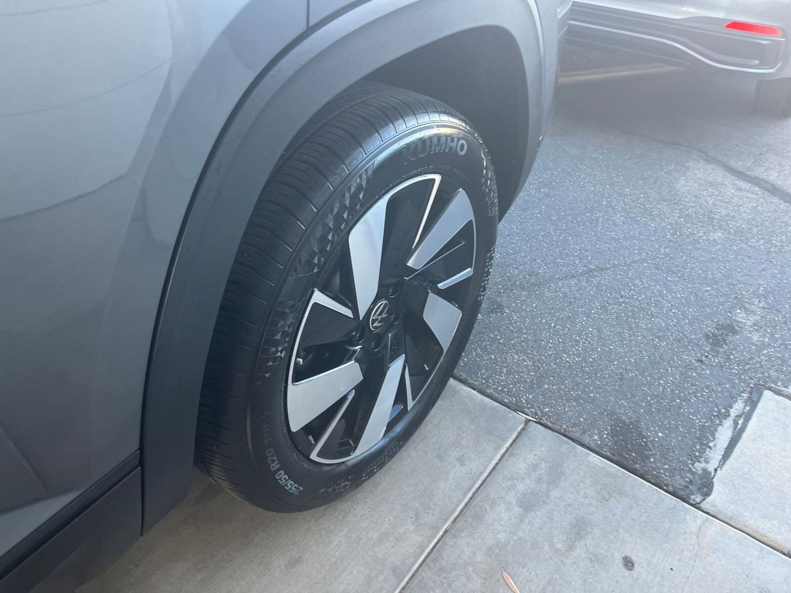 Thumbnail: 2025 Volkswagen Atlas - 30