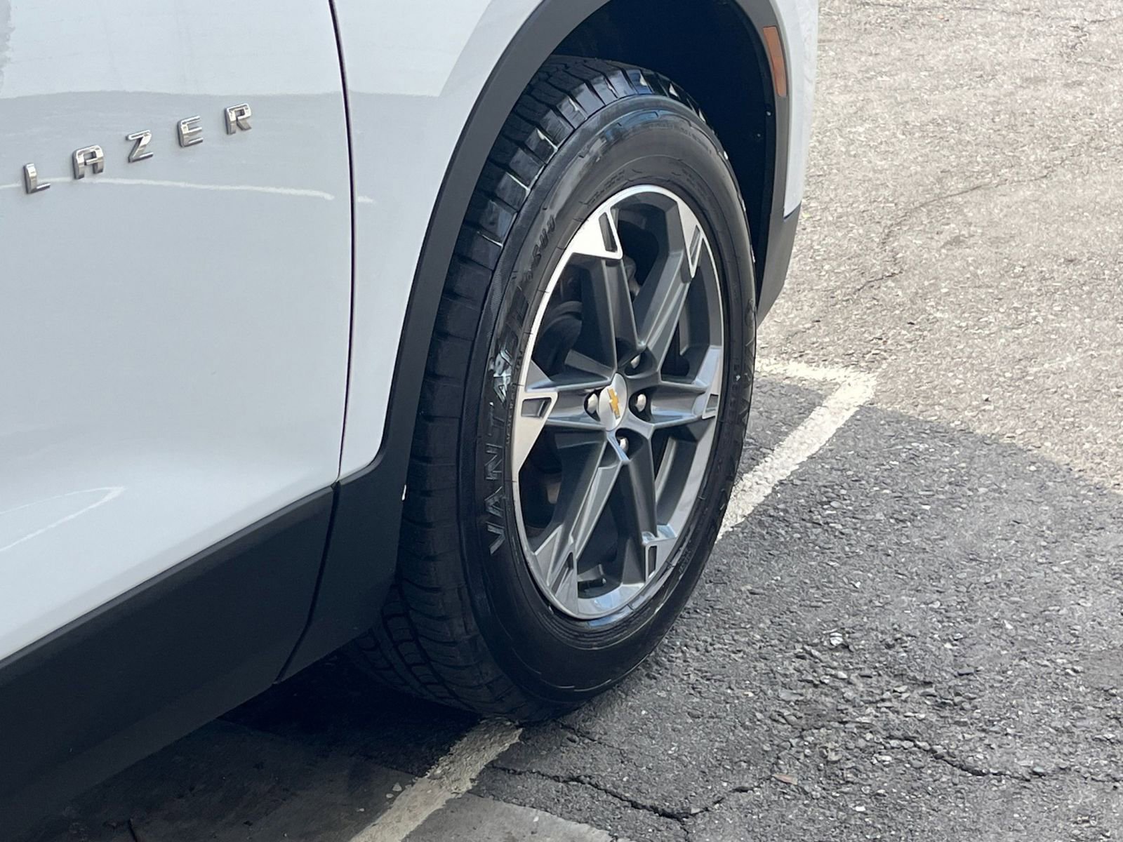 Thumbnail: 2025 Chevrolet Blazer - 31