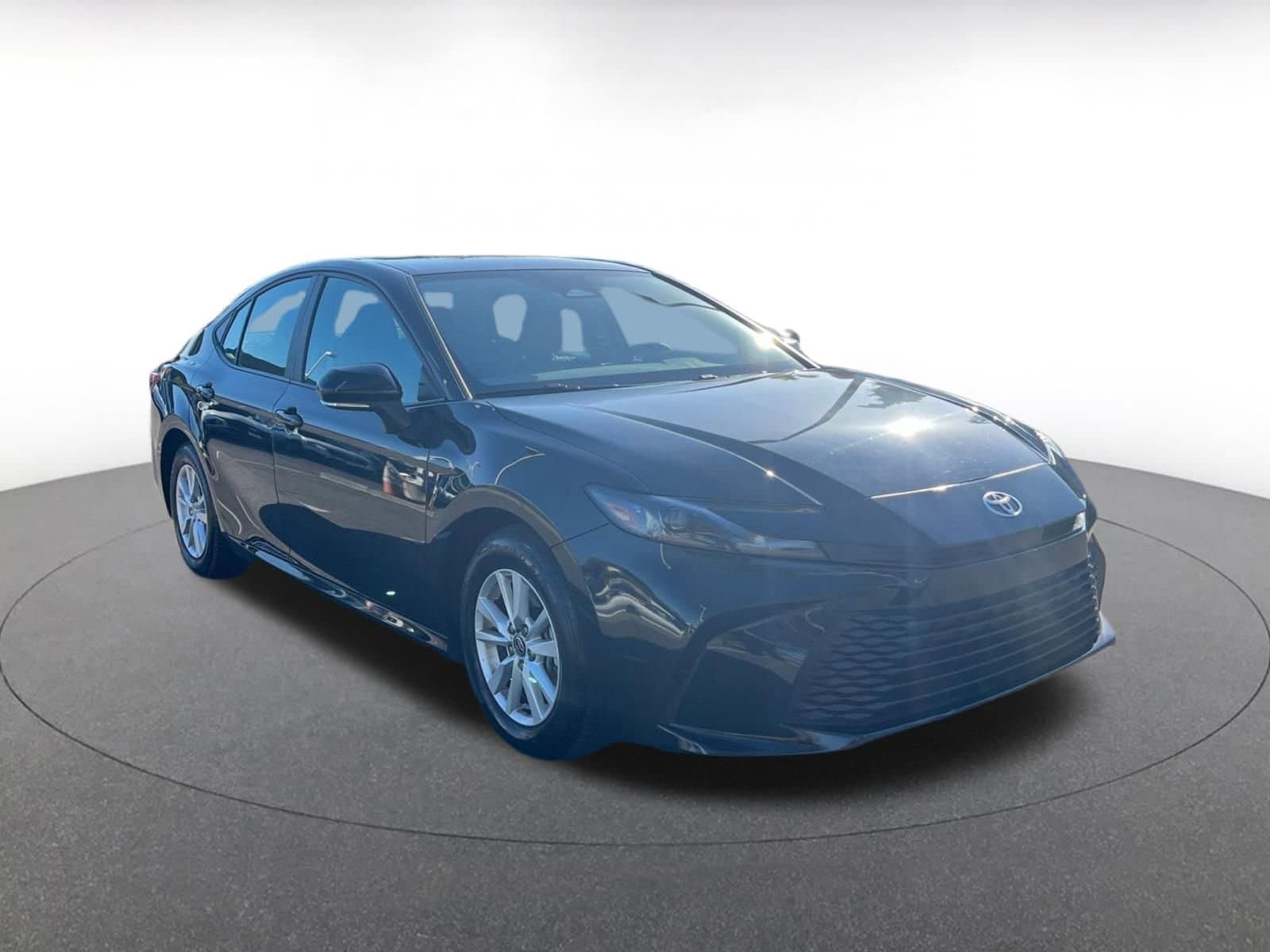 Thumbnail: 2025 Toyota Camry - 1