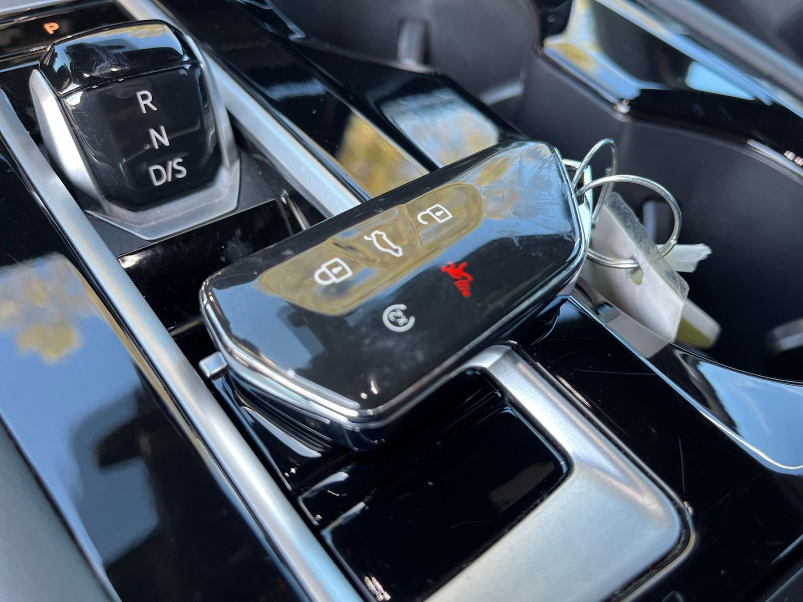 Thumbnail: 2025 Volkswagen Atlas - 22