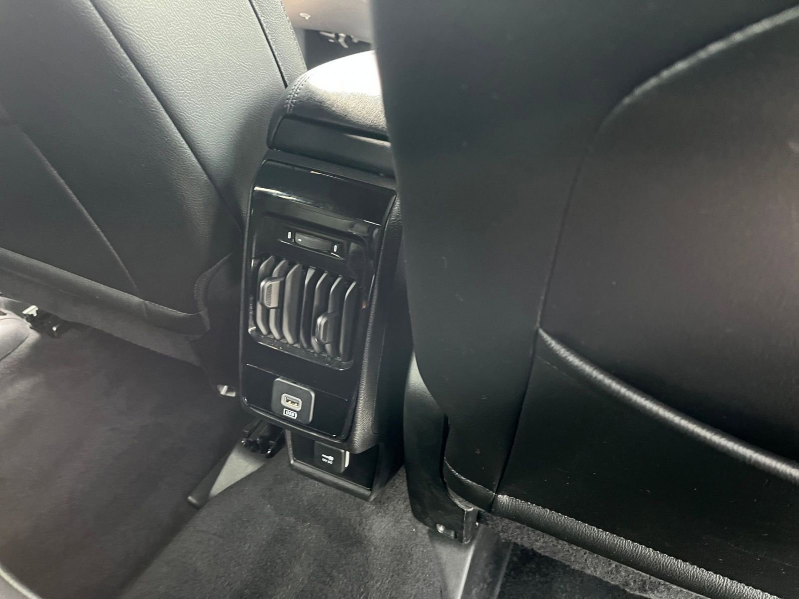 Thumbnail: 2025 Jeep Compass - 23