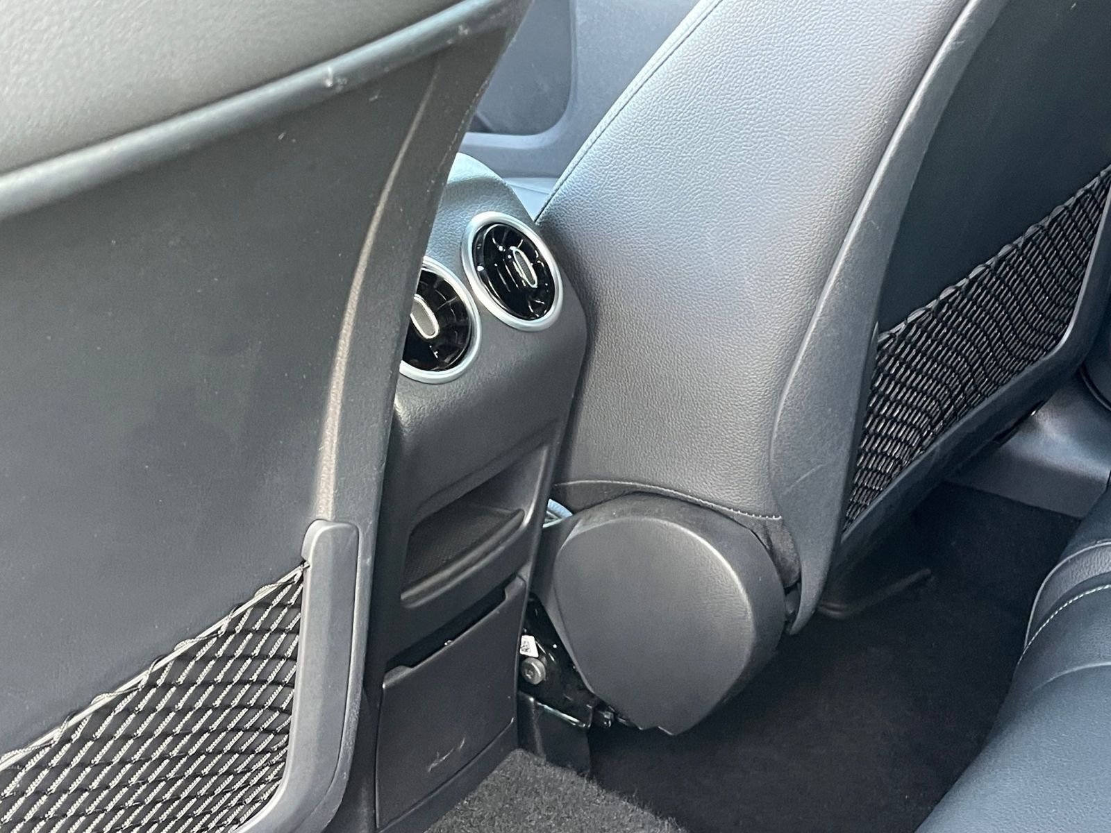 Thumbnail: 2025 Mercedes-Benz GLA - 25