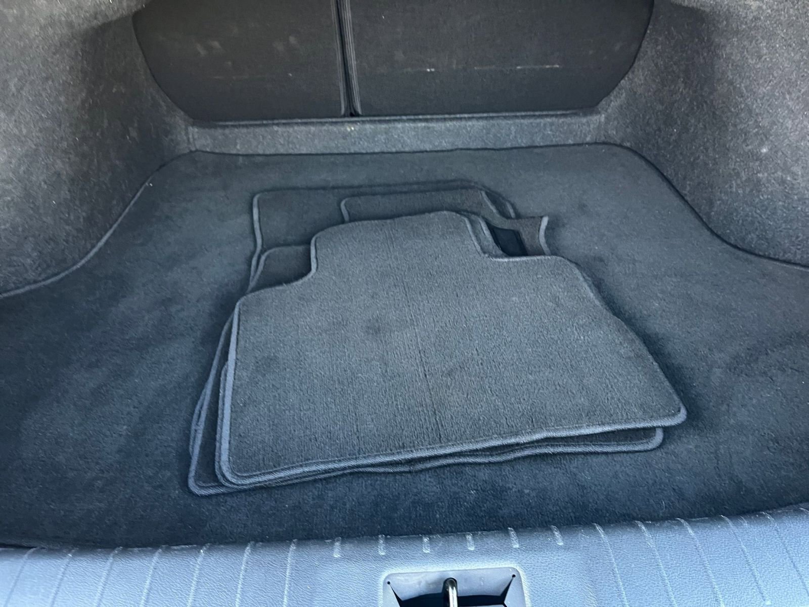 Thumbnail: 2025 Nissan Sentra - 31