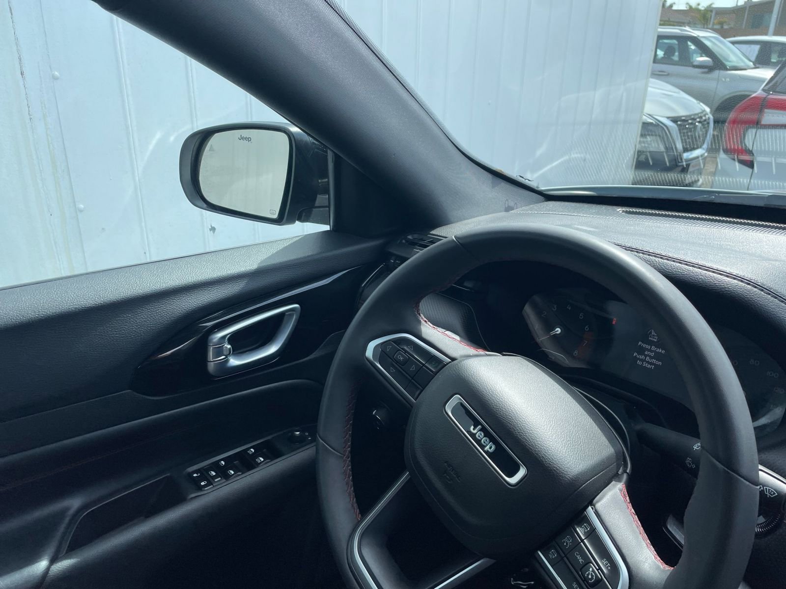 Thumbnail: 2023 Jeep Compass - 29