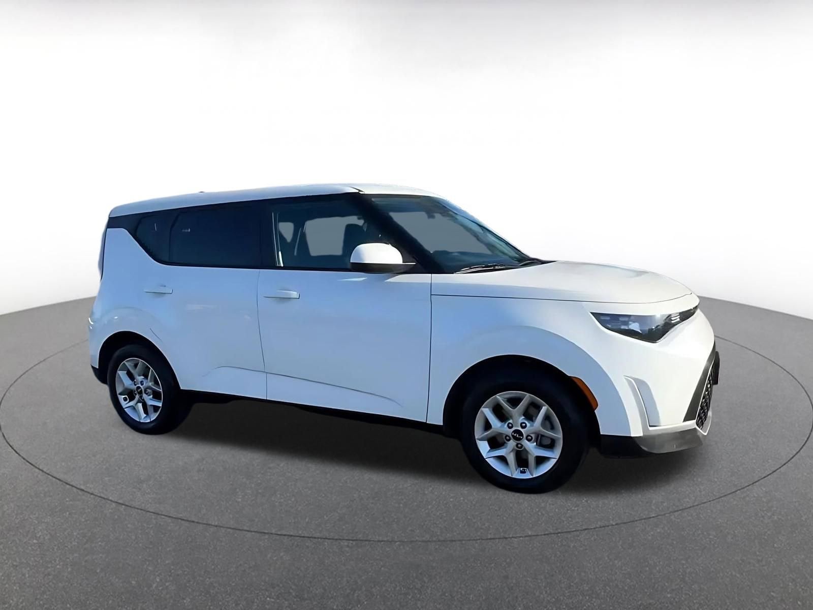 Thumbnail: 2025 Kia Soul - 2