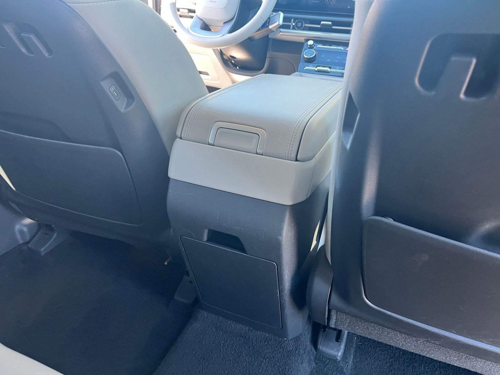 Thumbnail: 2025 Hyundai Santa Fe - 27