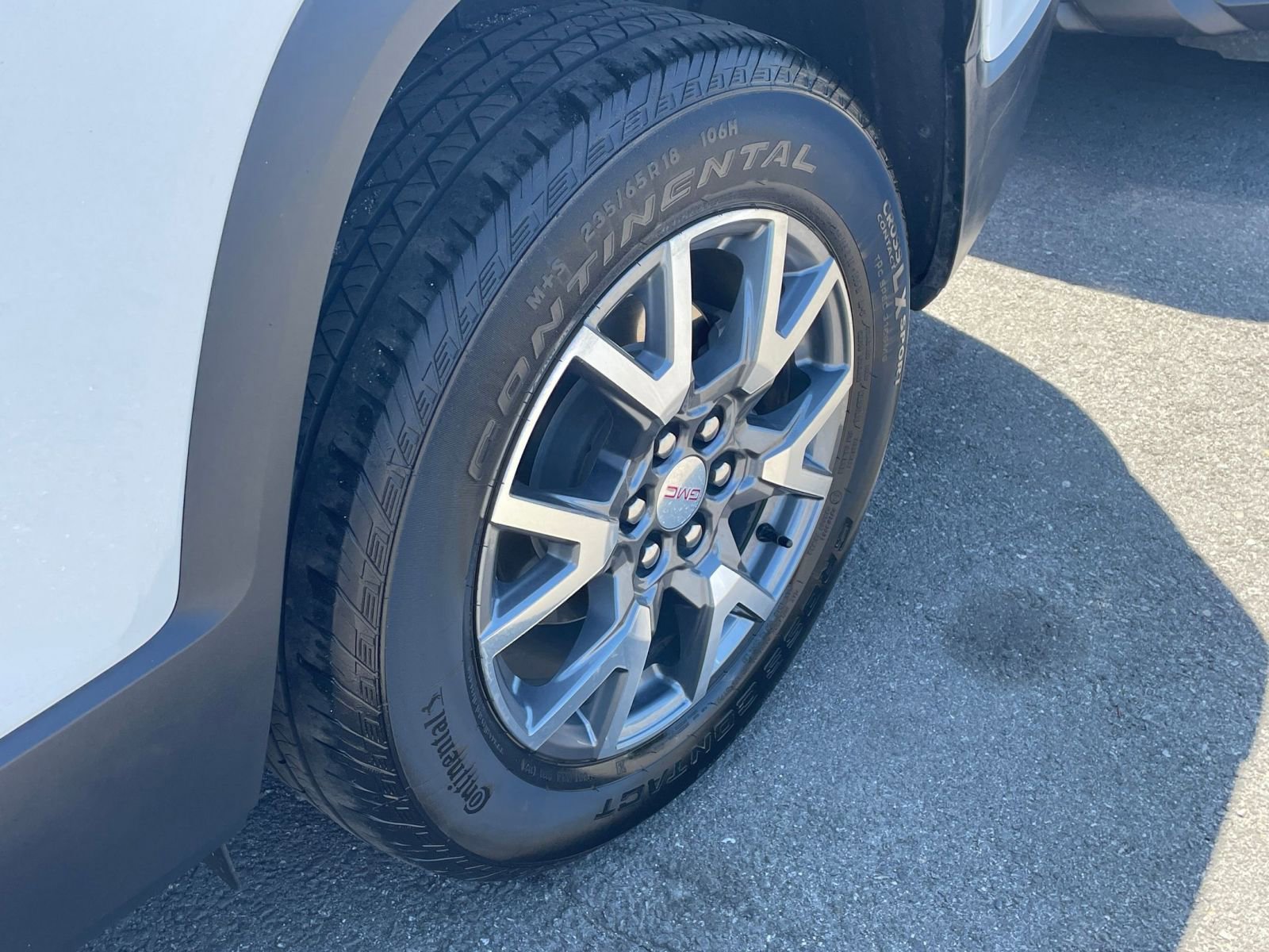 2023 GMC Acadia SLT 25