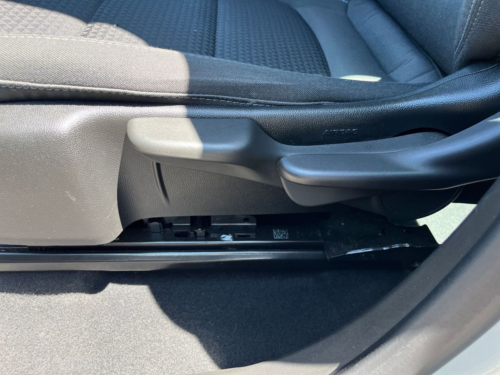Thumbnail: 2023 Chevrolet Bolt EV - 23