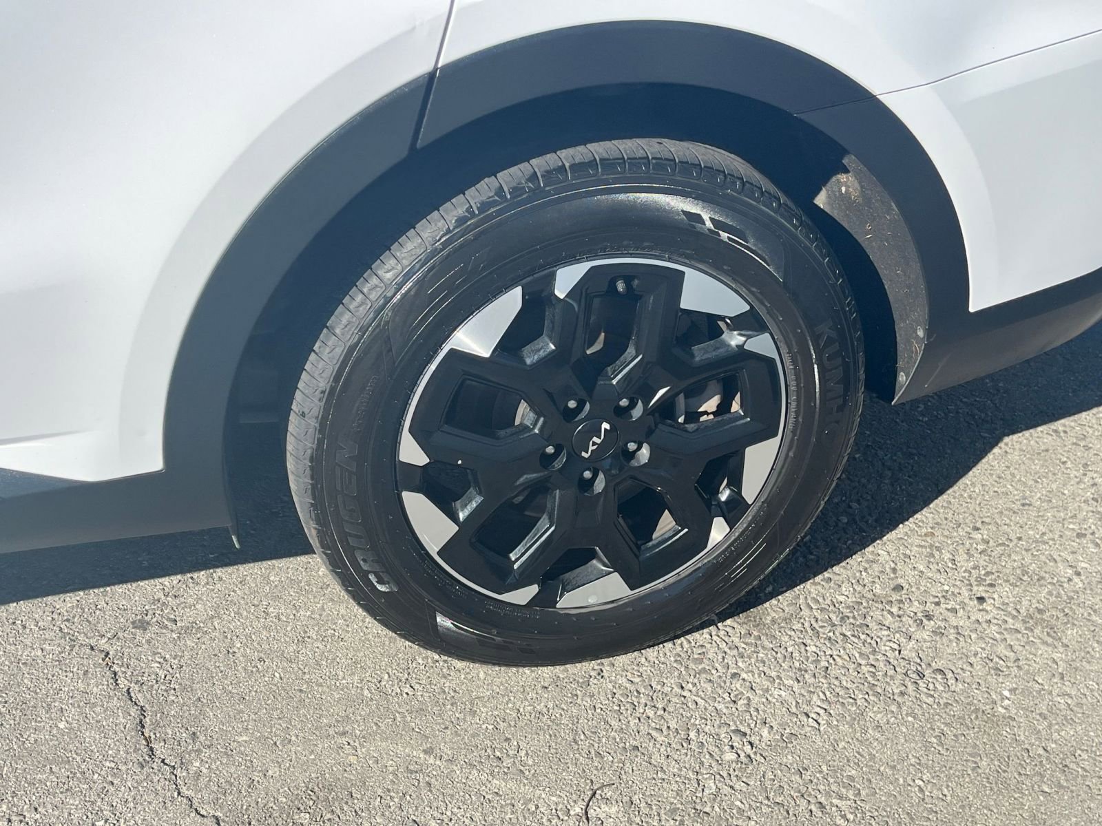 Thumbnail: 2024 Kia Sorento - 32