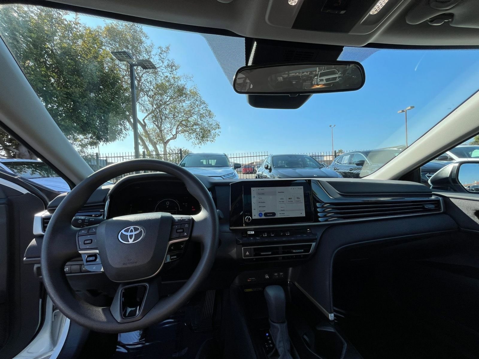 Thumbnail: 2025 Toyota Camry - 18