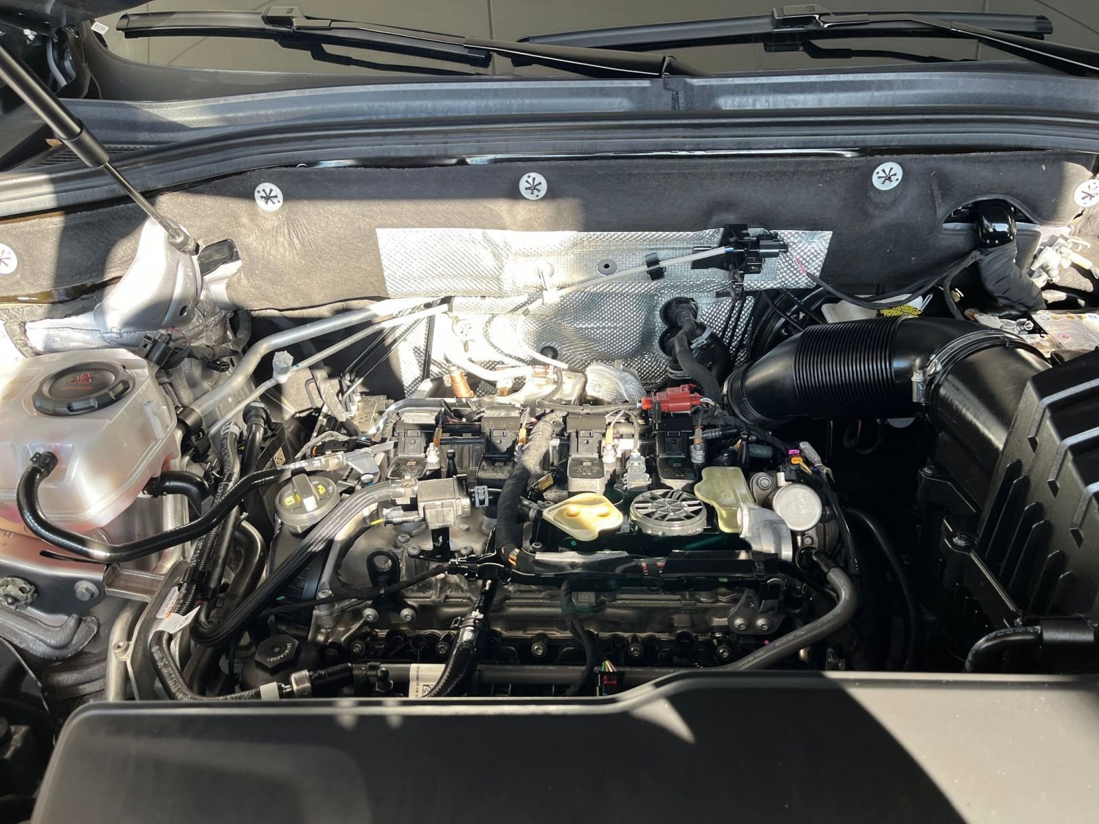 Thumbnail: 2025 Volkswagen Atlas - 32