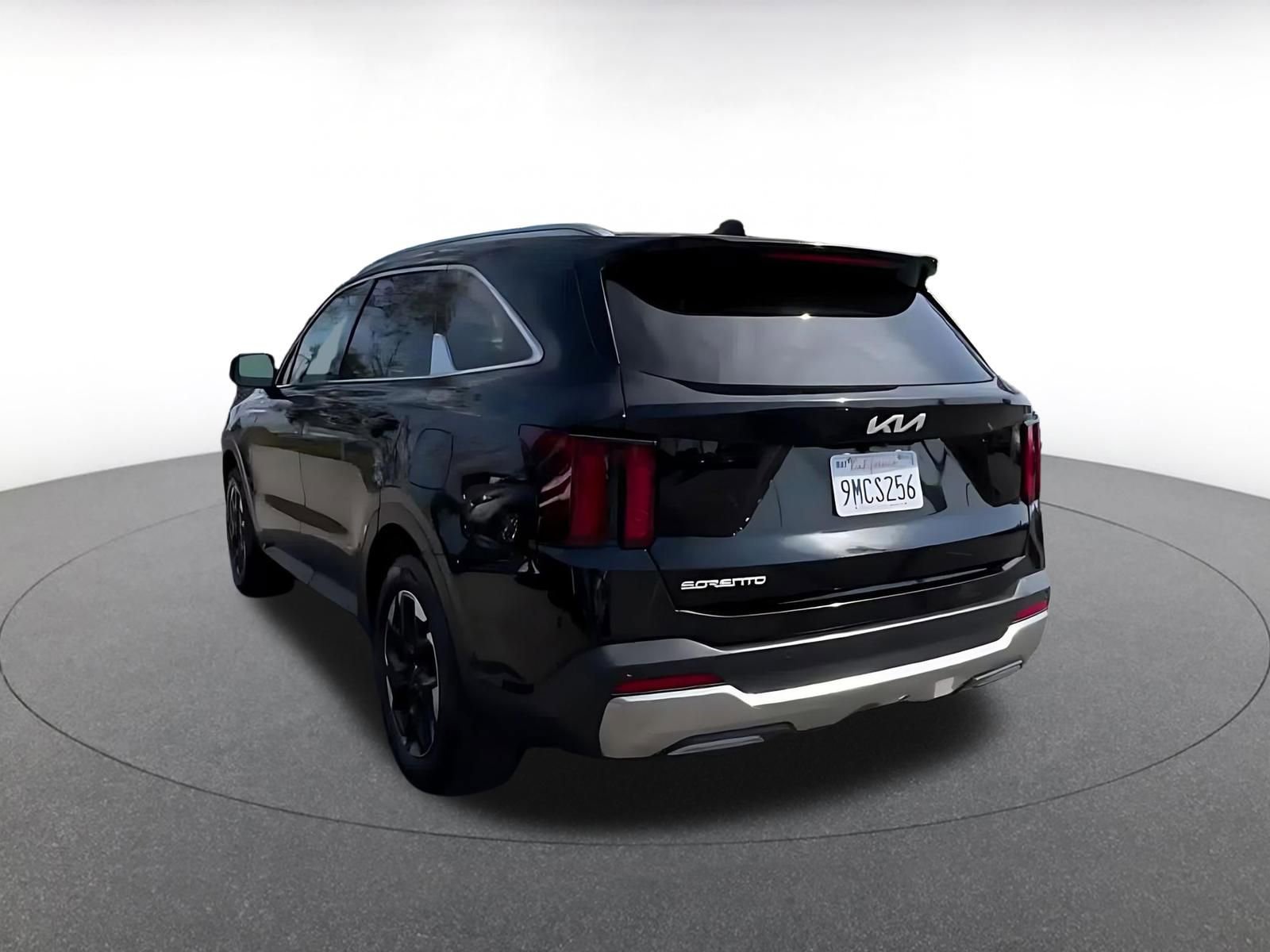 Thumbnail: 2024 Kia Sorento - 11