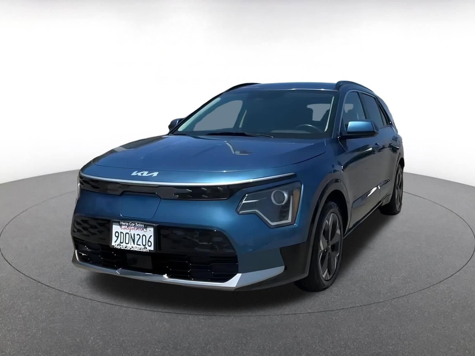 Thumbnail: 2023 Kia Niro - 5