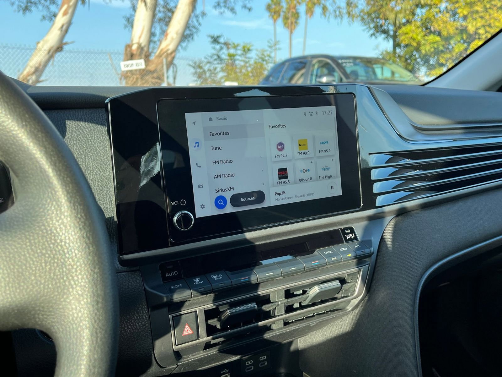 Thumbnail: 2025 Toyota Camry - 18