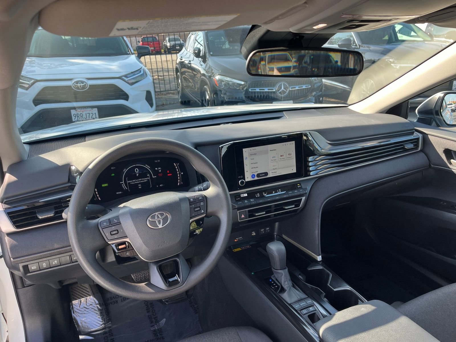 Thumbnail: 2025 Toyota Camry - 33