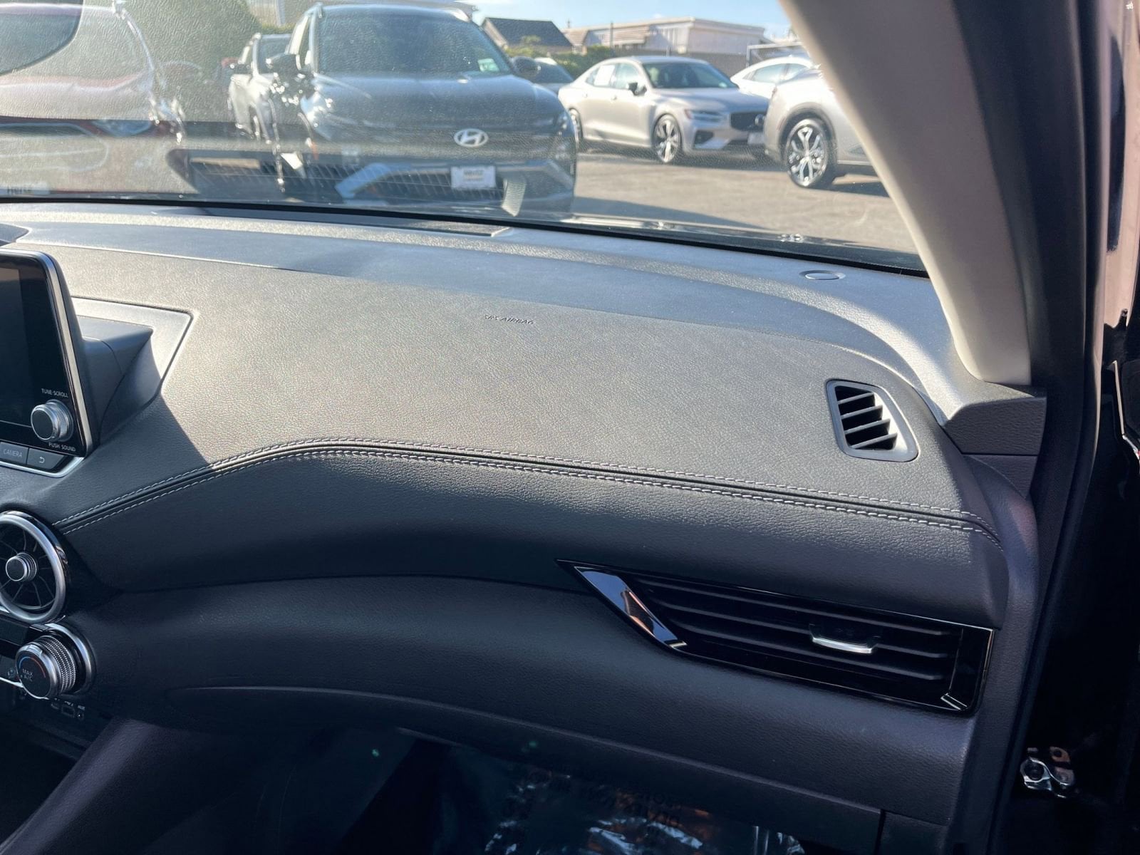 Thumbnail: 2025 Nissan Sentra - 35