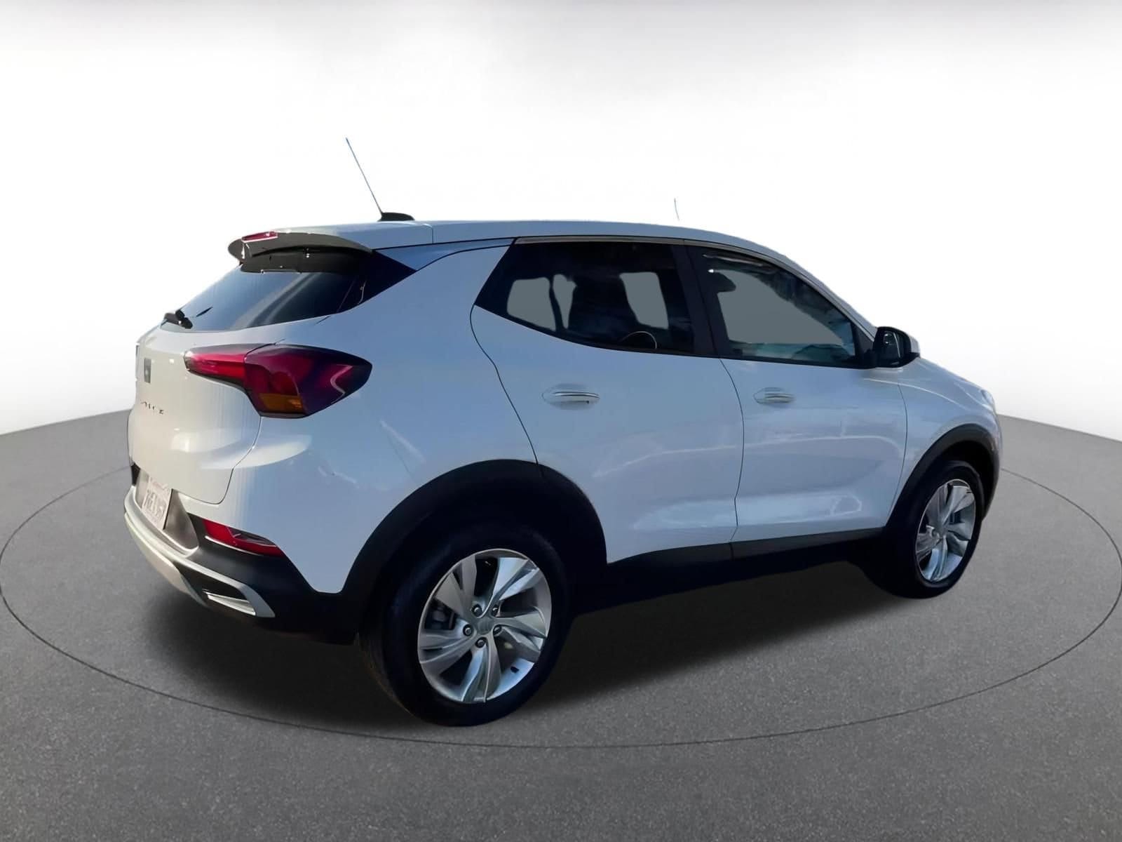 Thumbnail: 2025 Buick Encore GX - 14