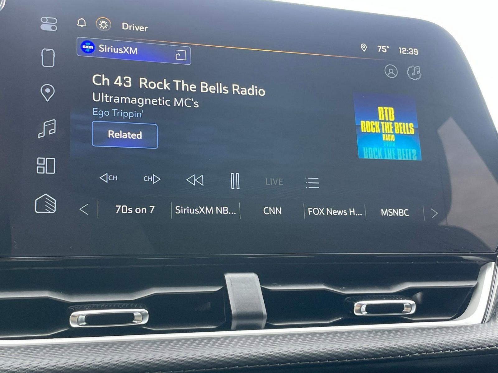 Thumbnail: 2025 Chevrolet Equinox - 21