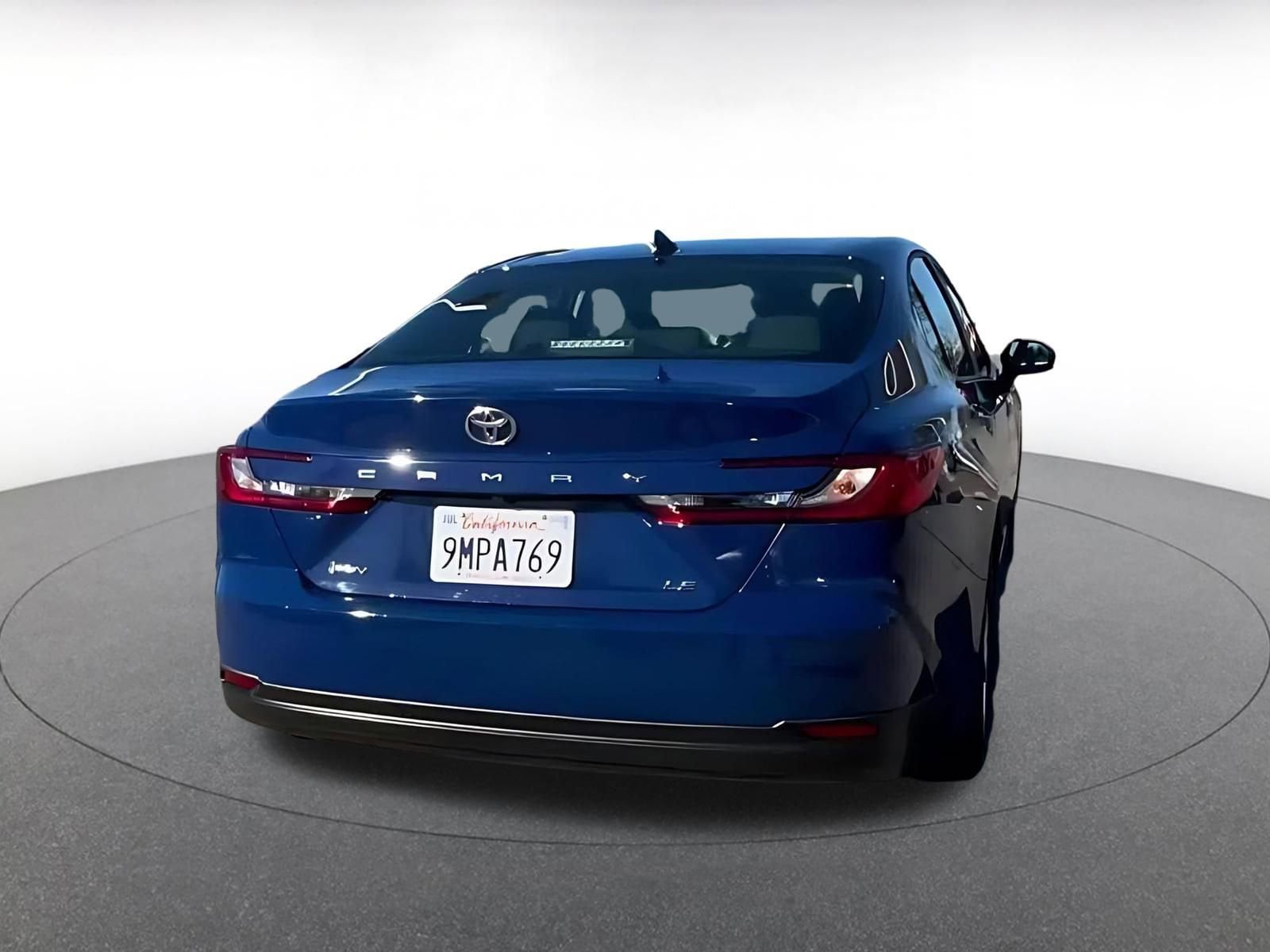 Thumbnail: 2025 Toyota Camry - 15