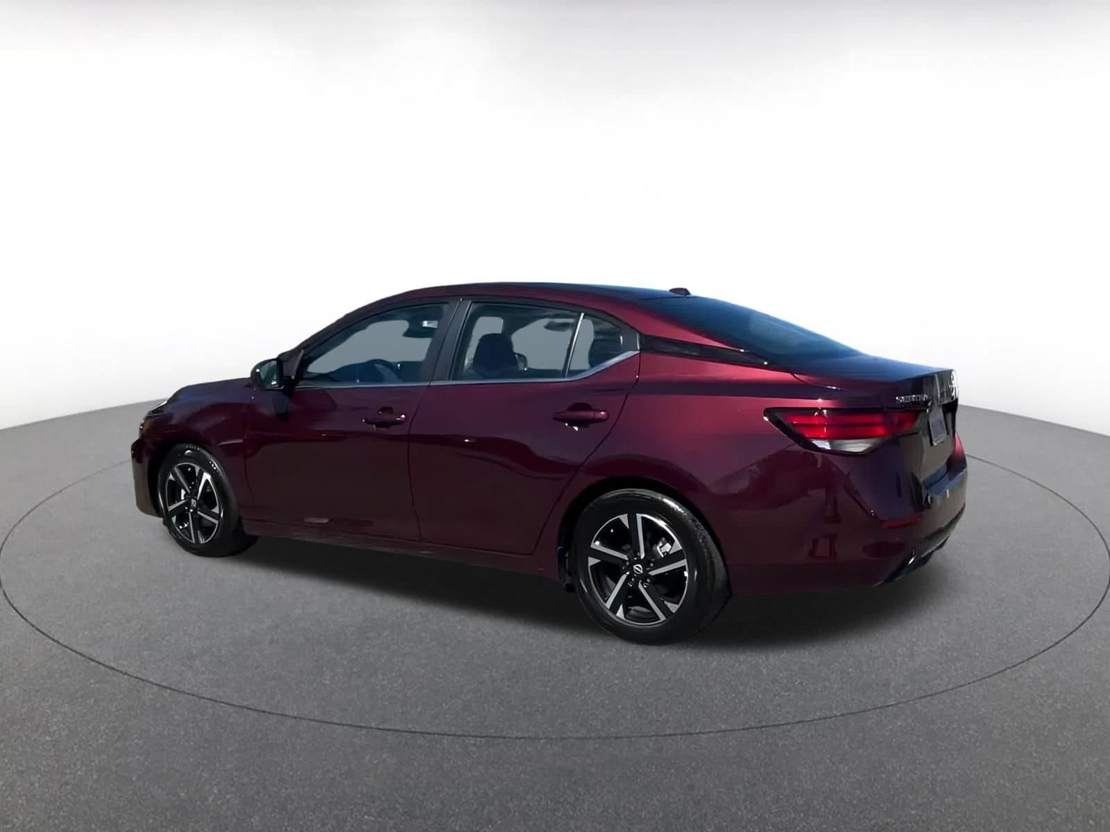 Thumbnail: 2025 Nissan Sentra - 10