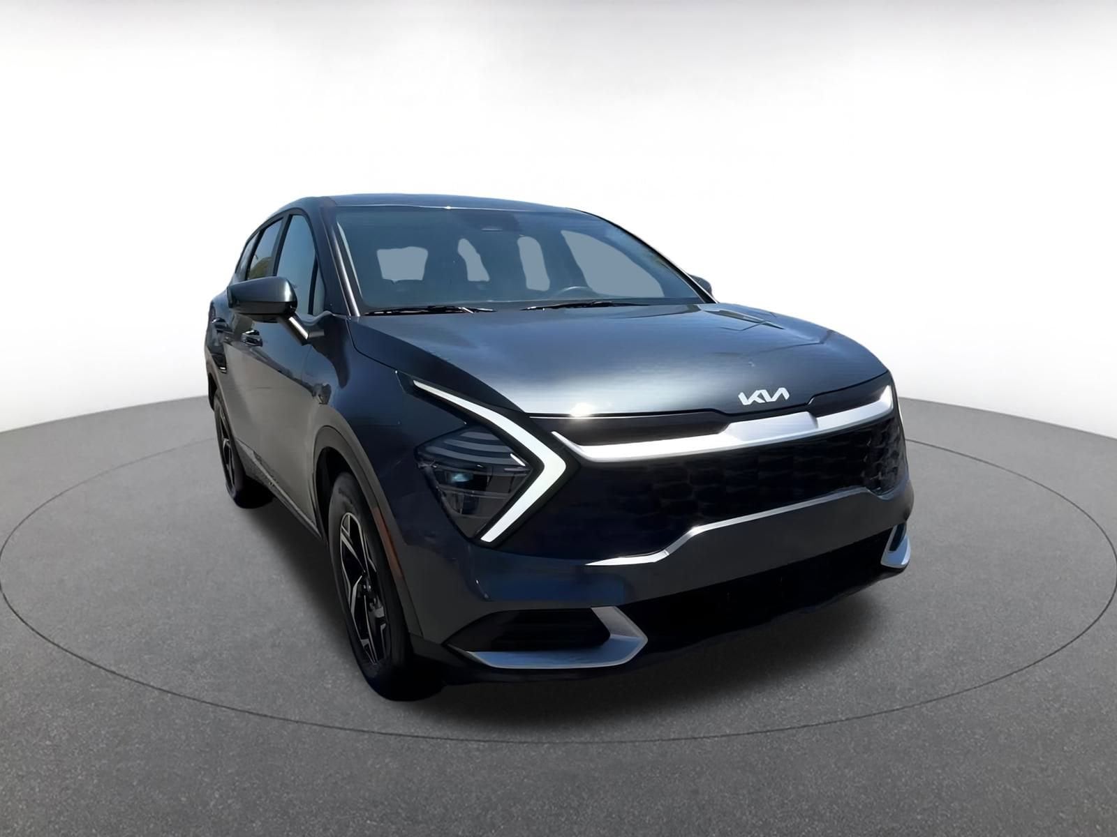 Thumbnail: 2024 Kia Sportage - 3
