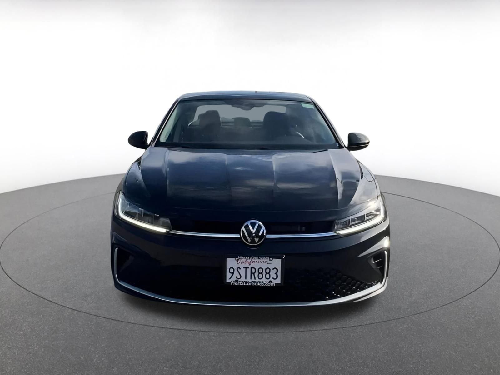 Thumbnail: 2025 Volkswagen Jetta - 4