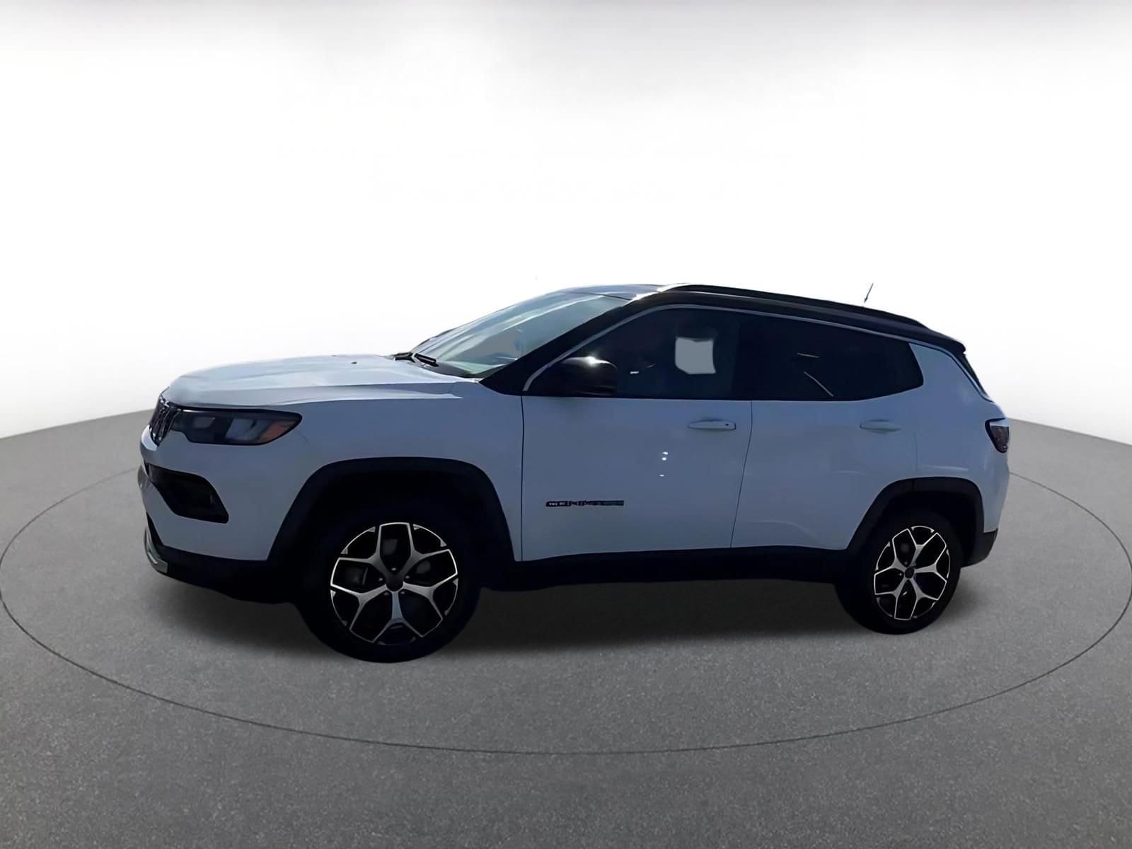 Thumbnail: 2025 Jeep Compass - 8