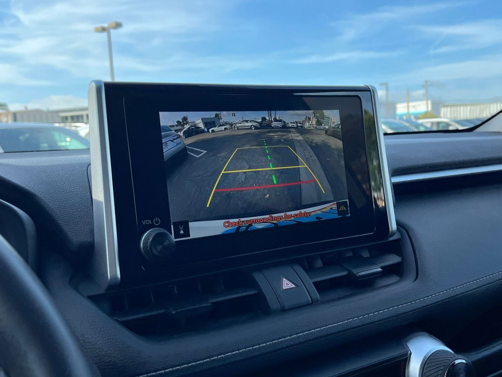 Thumbnail: 2025 Toyota RAV4 - 24