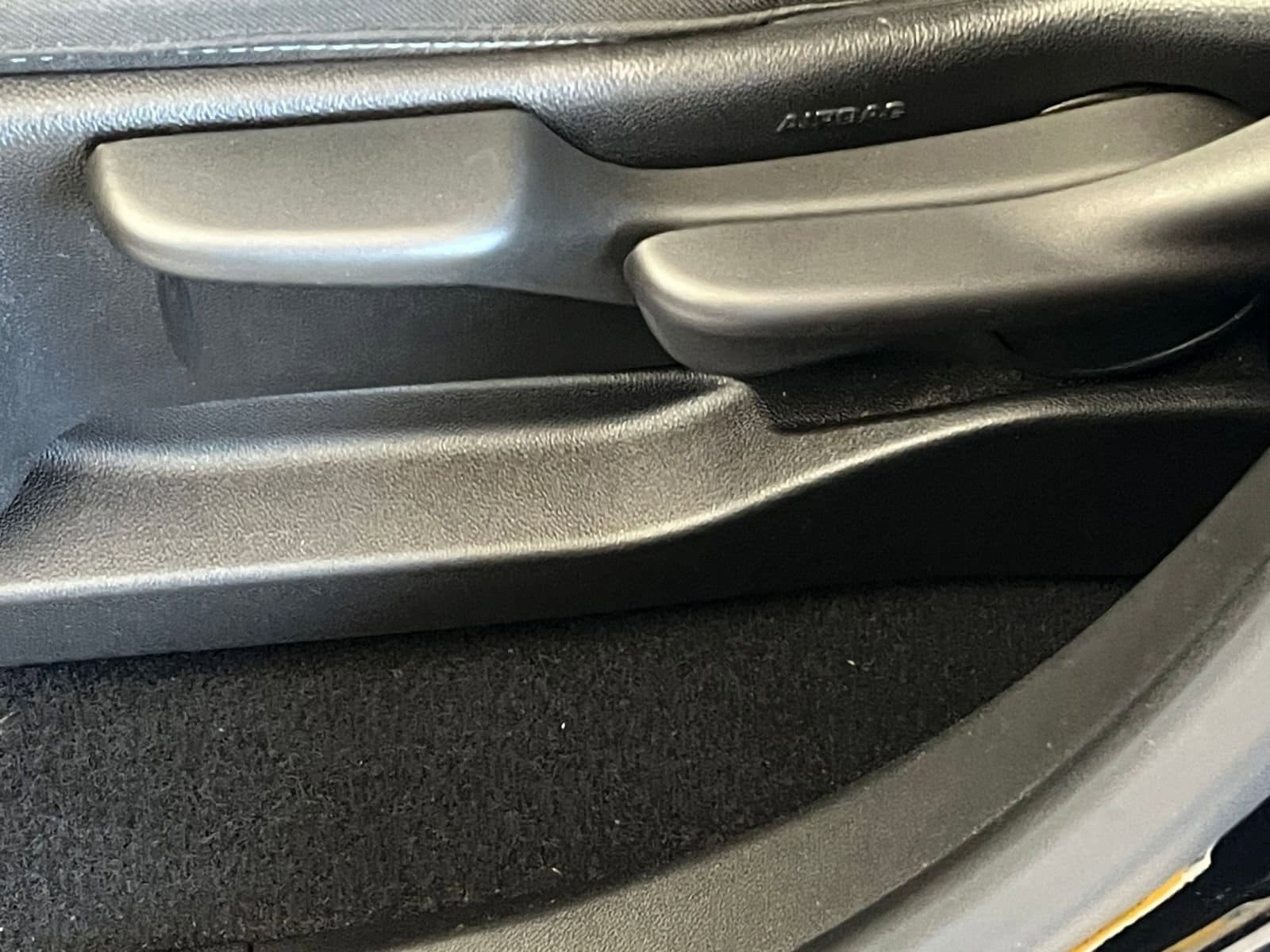 Thumbnail: 2023 Chevrolet Bolt EV - 23