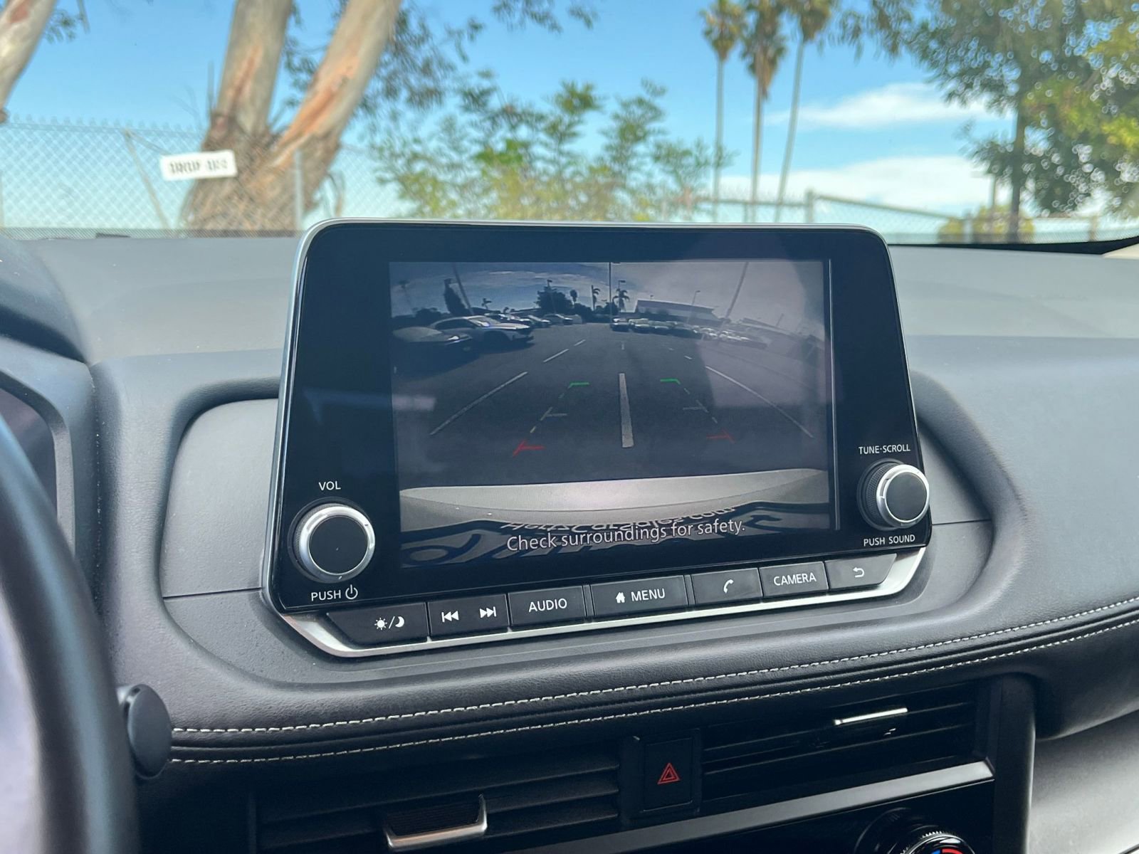 Thumbnail: 2025 Nissan Rogue - 25