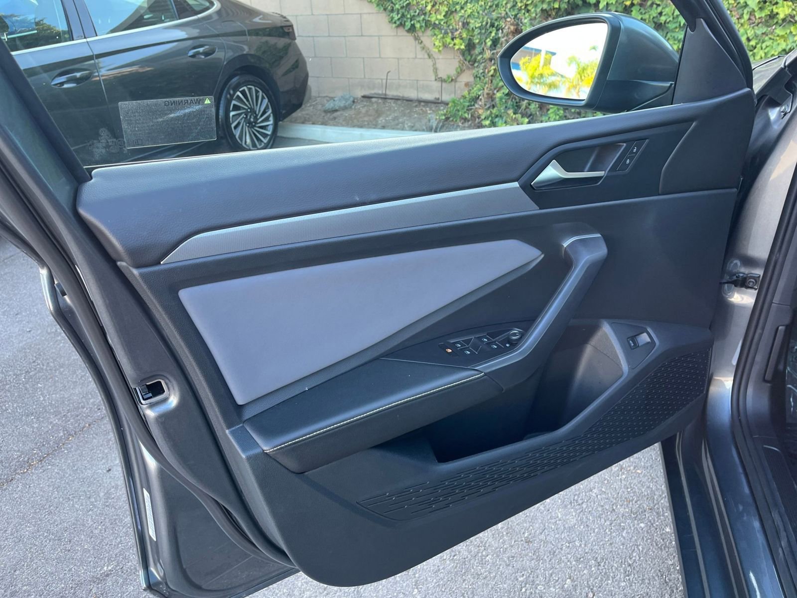 Thumbnail: 2025 Volkswagen Jetta - 20