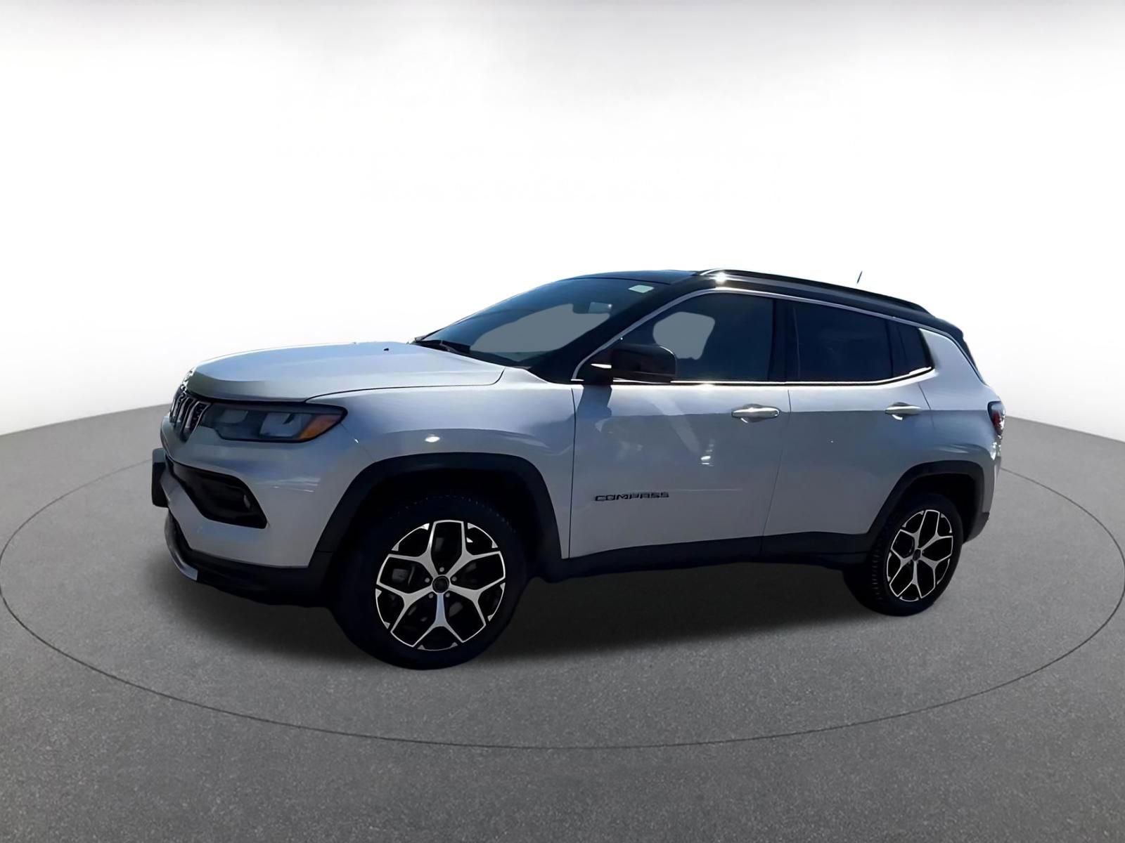 Thumbnail: 2025 Jeep Compass - 8