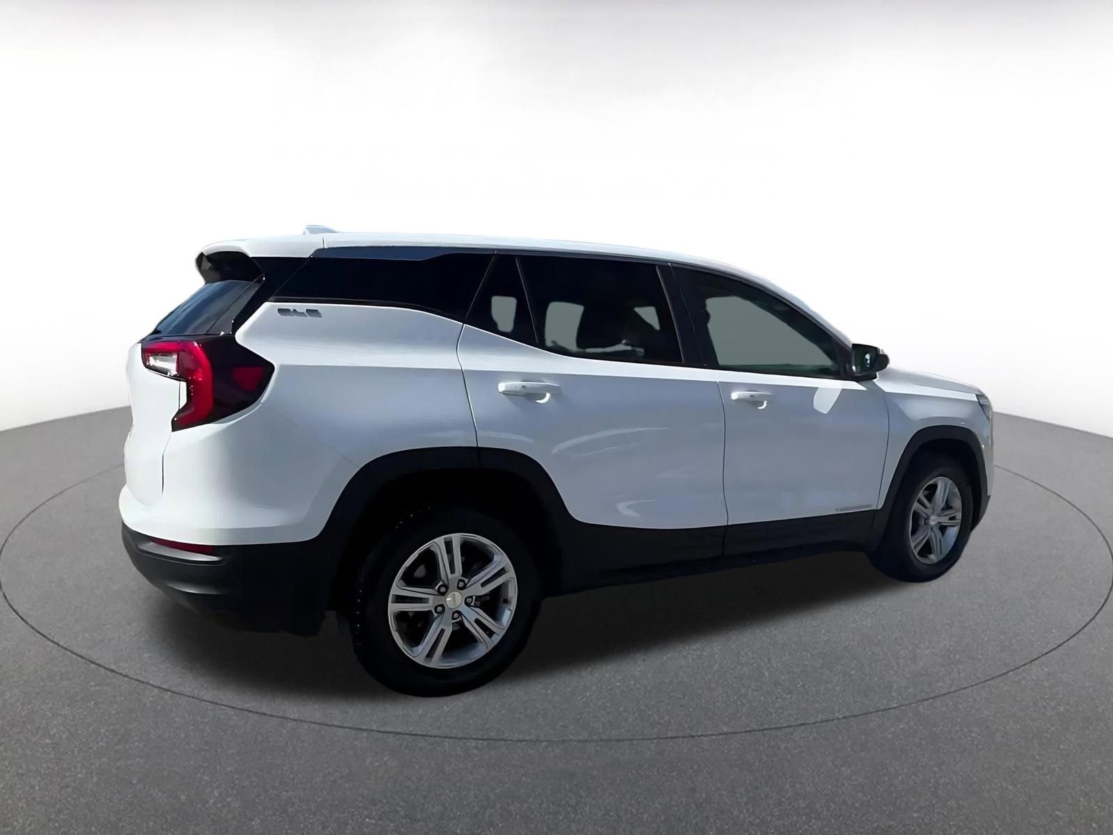 Thumbnail: 2024 GMC Terrain - 15