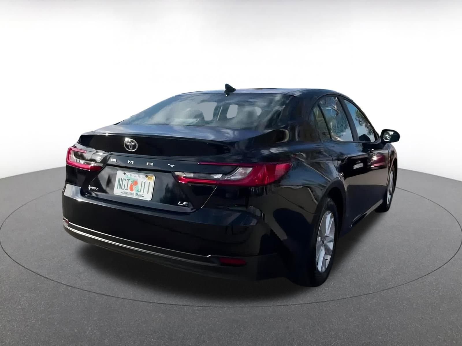 Thumbnail: 2025 Toyota Camry - 14