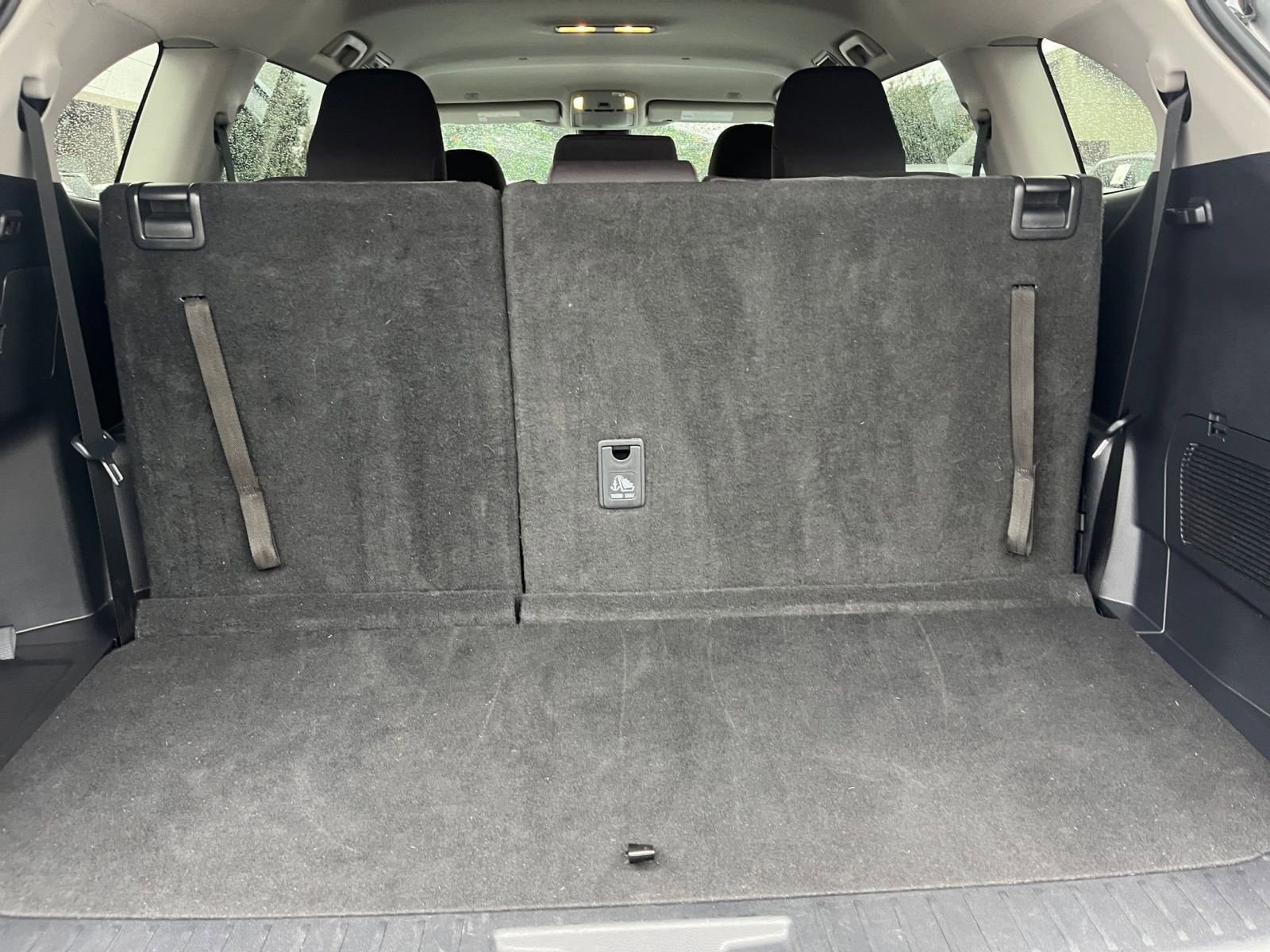 Thumbnail: 2025 Toyota Highlander - 33