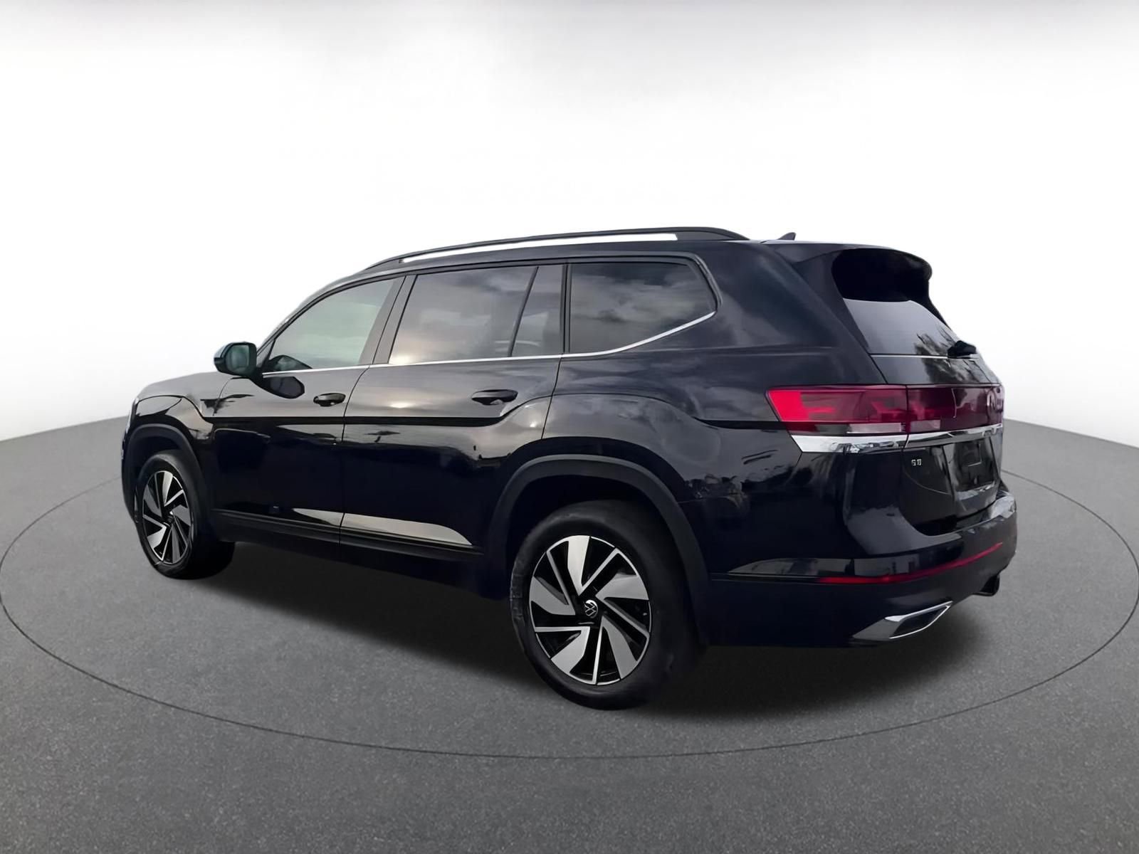 Thumbnail: 2025 Volkswagen Atlas - 10