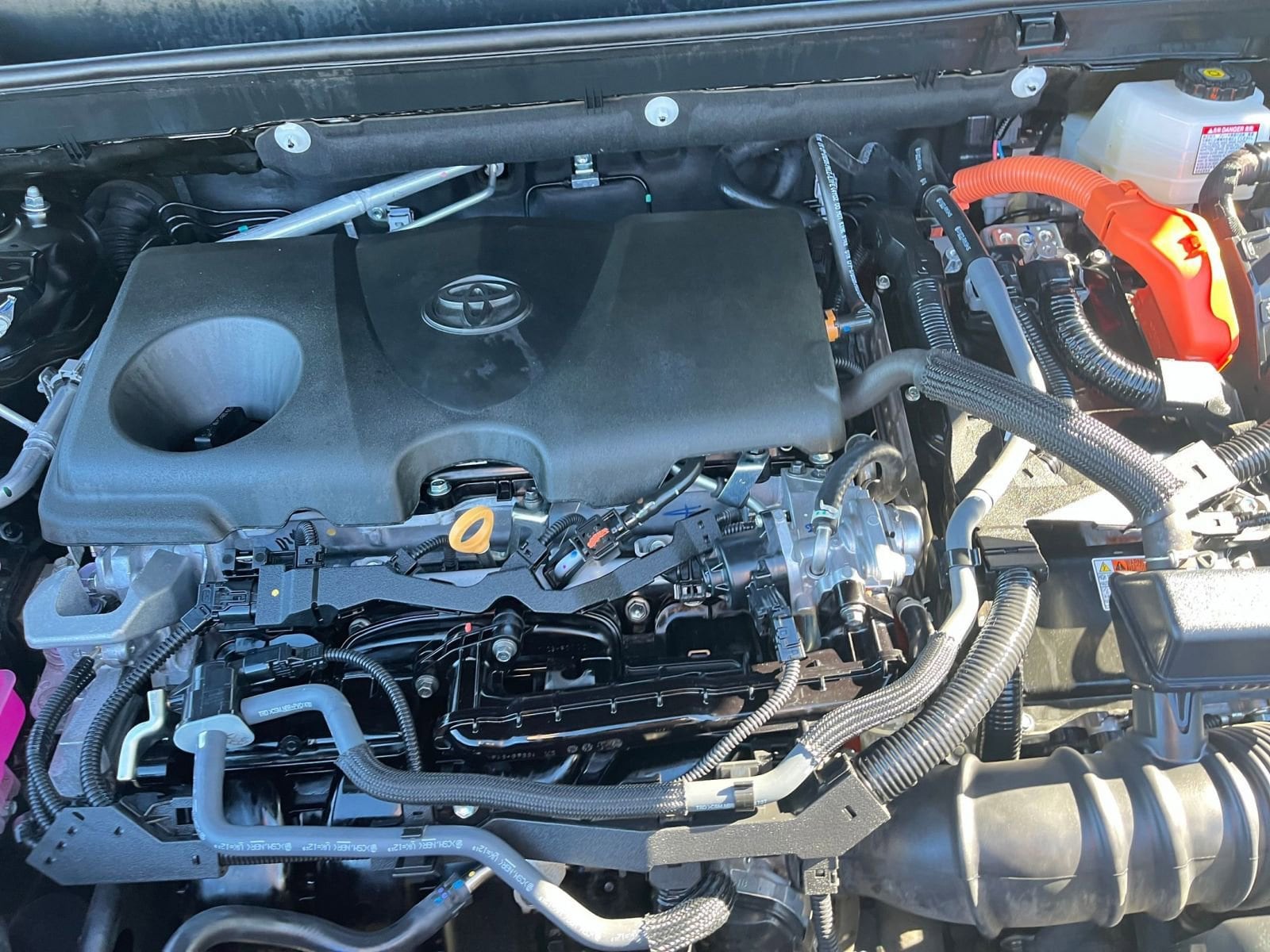 Thumbnail: 2025 Toyota RAV4 - 32