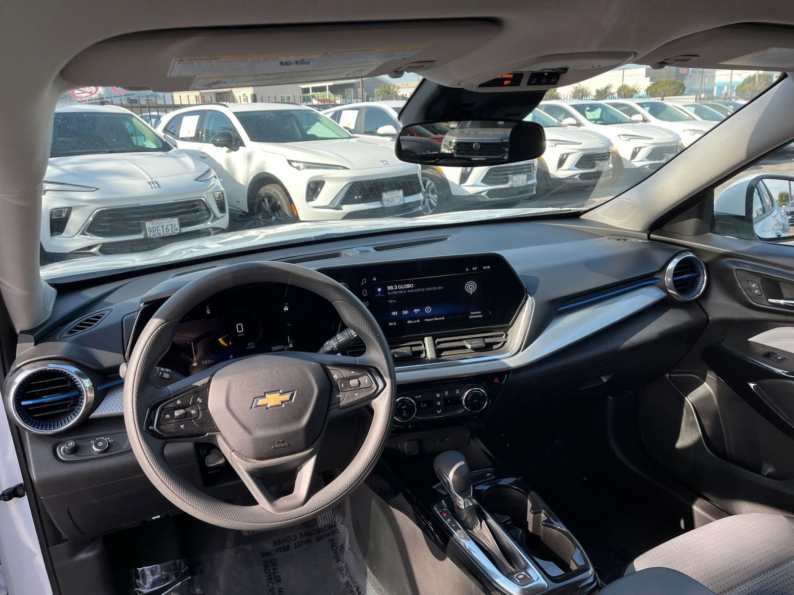 Thumbnail: 2025 Chevrolet Trax - 33