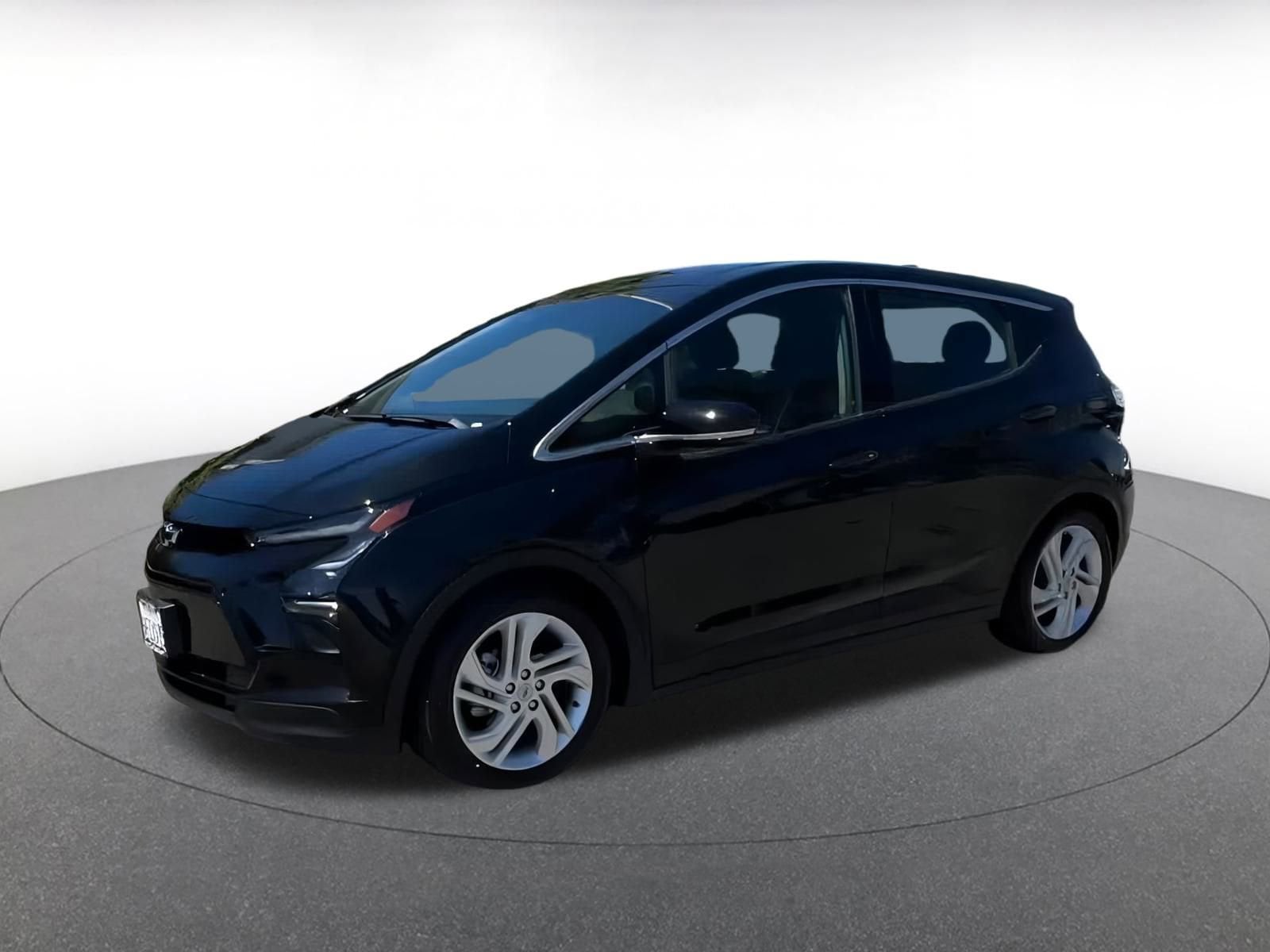 Thumbnail: 2023 Chevrolet Bolt EV - 5
