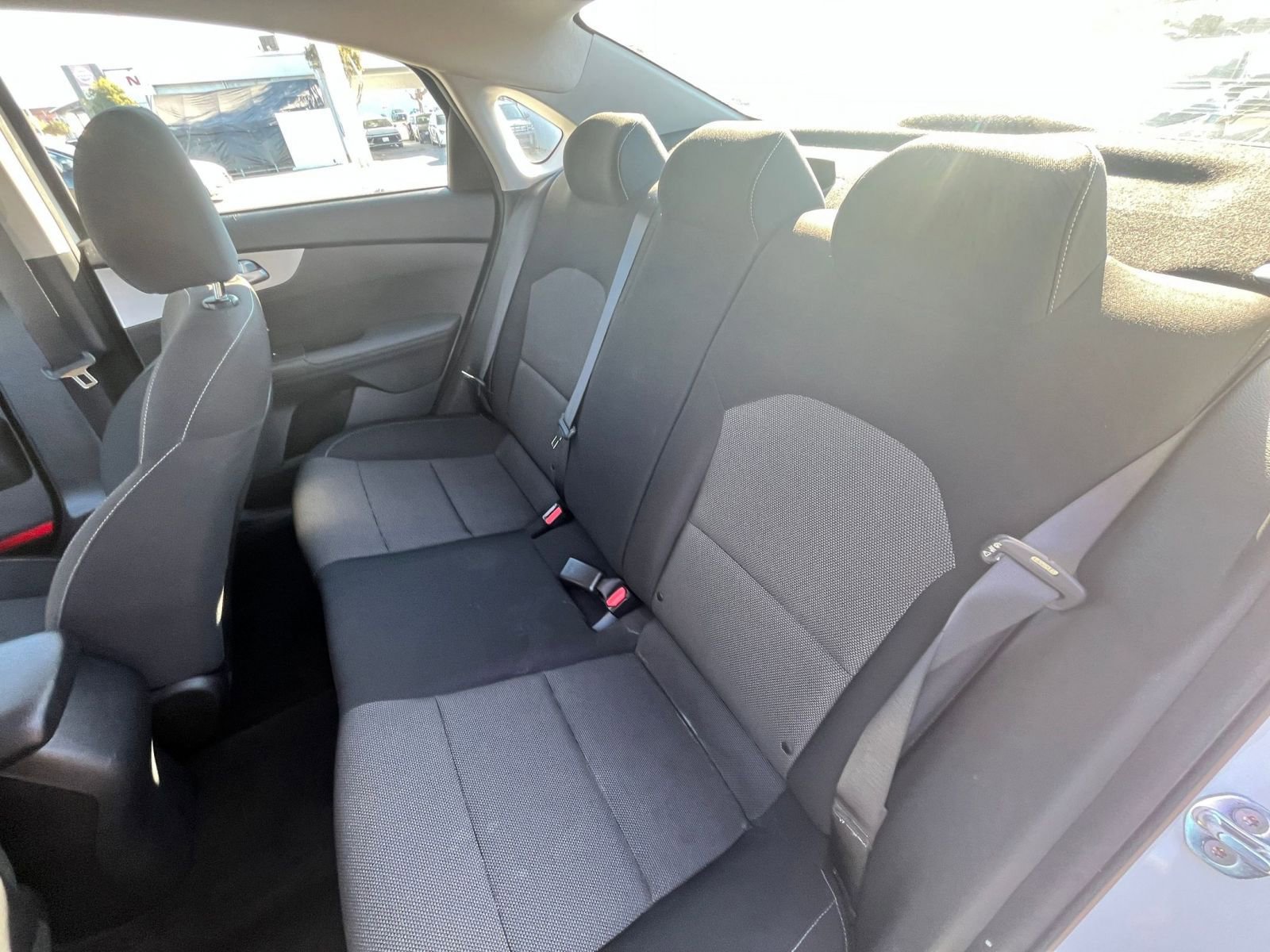 Thumbnail: 2023 Kia Forte - 25