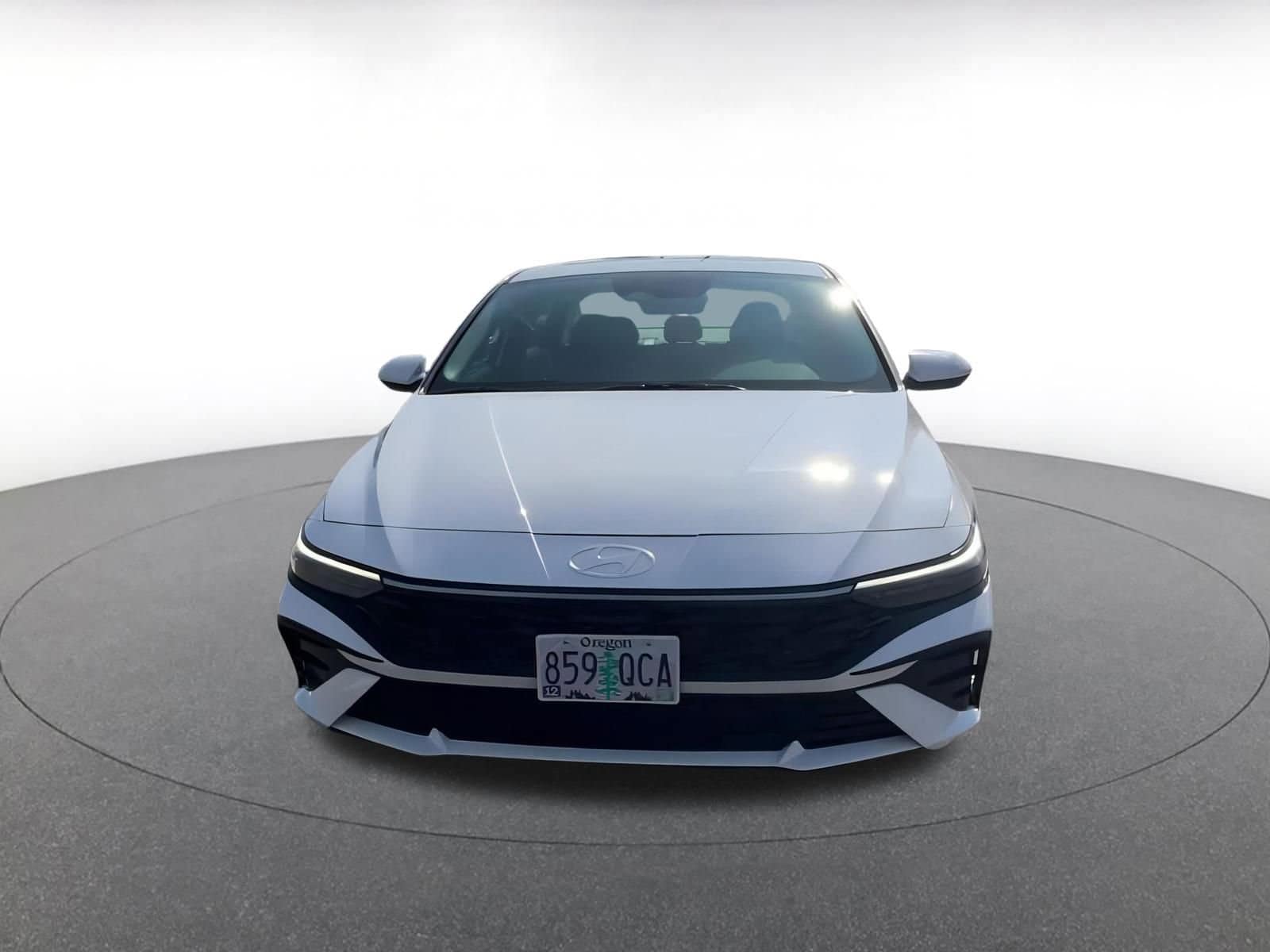 Thumbnail: 2025 Hyundai Elantra - 4