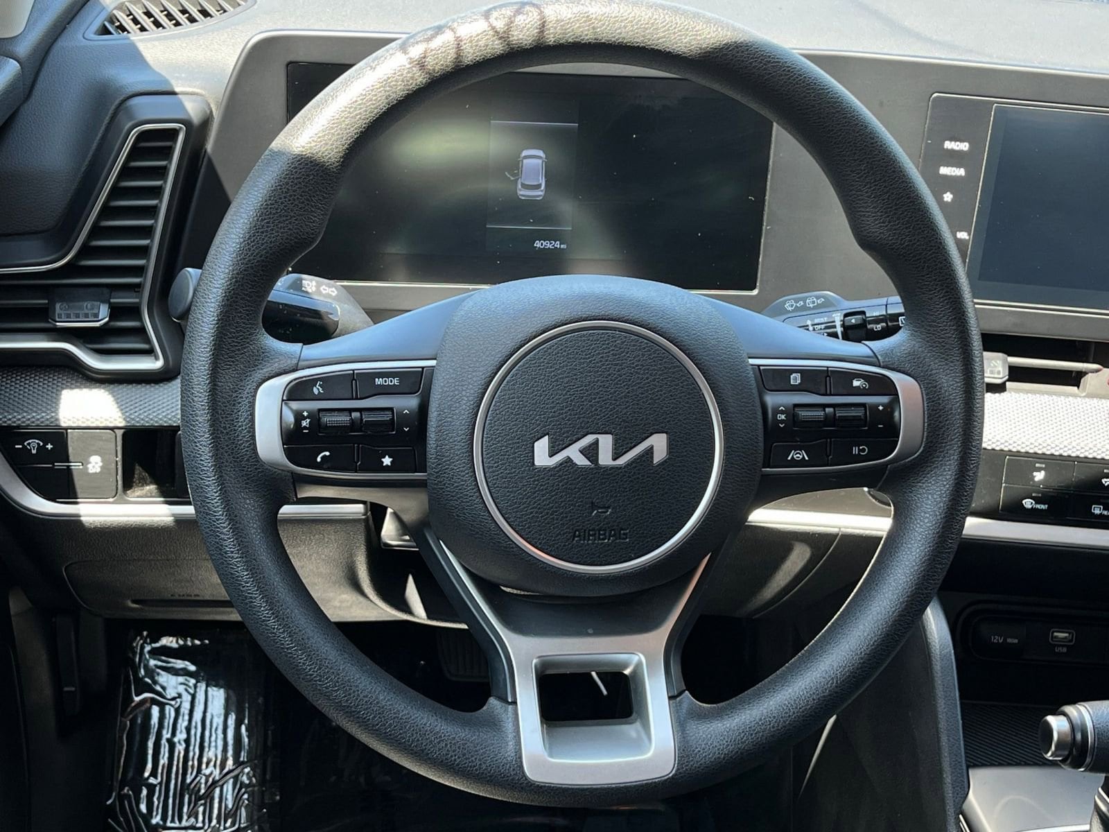 Thumbnail: 2024 Kia Sportage - 28