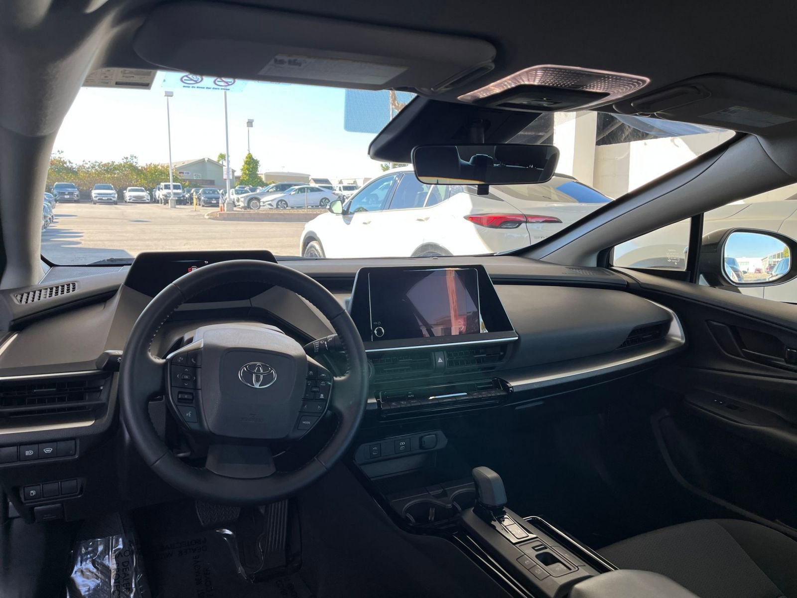 Thumbnail: 2025 Toyota Prius - 33