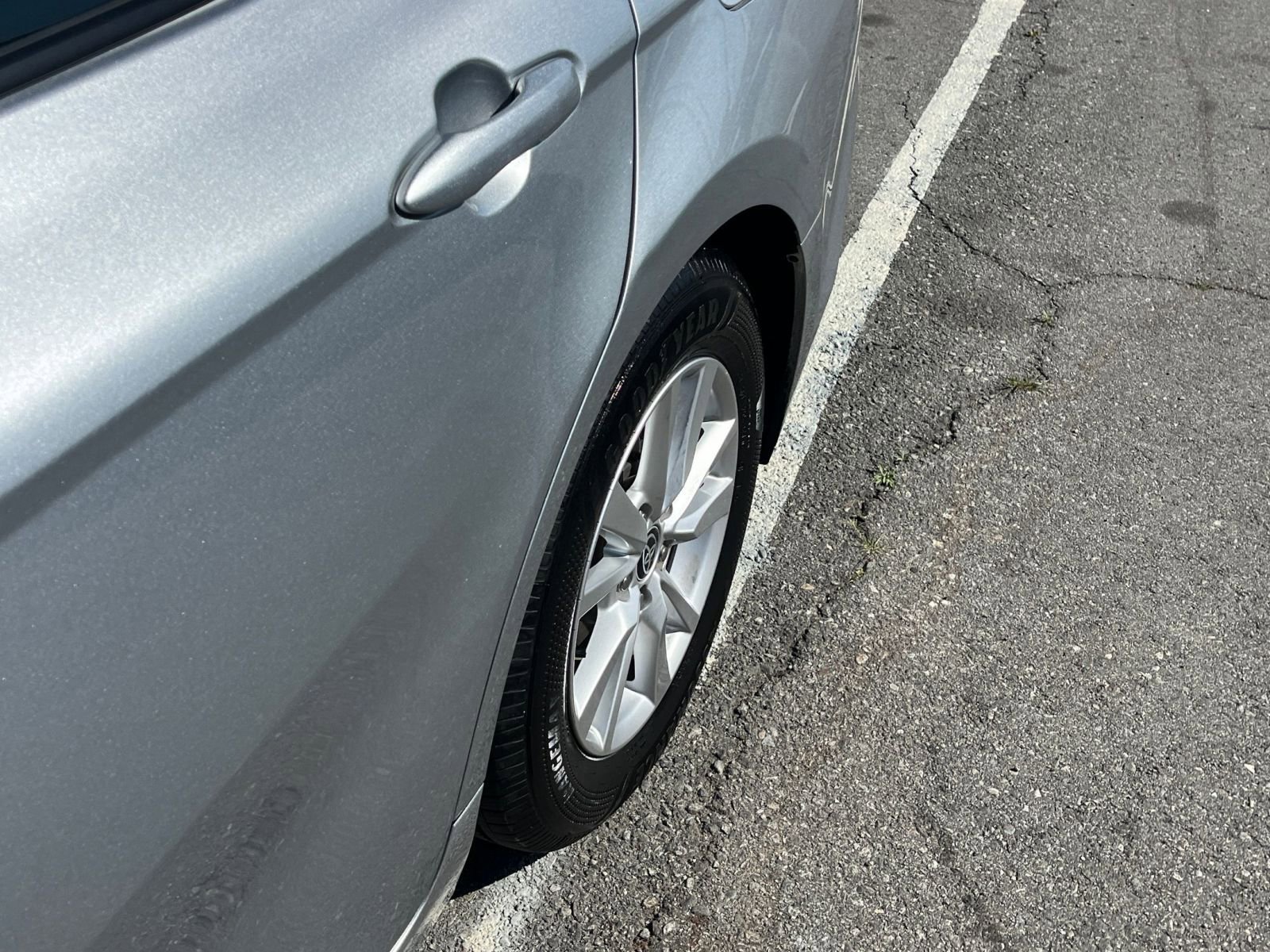 Thumbnail: 2025 Toyota Camry - 30